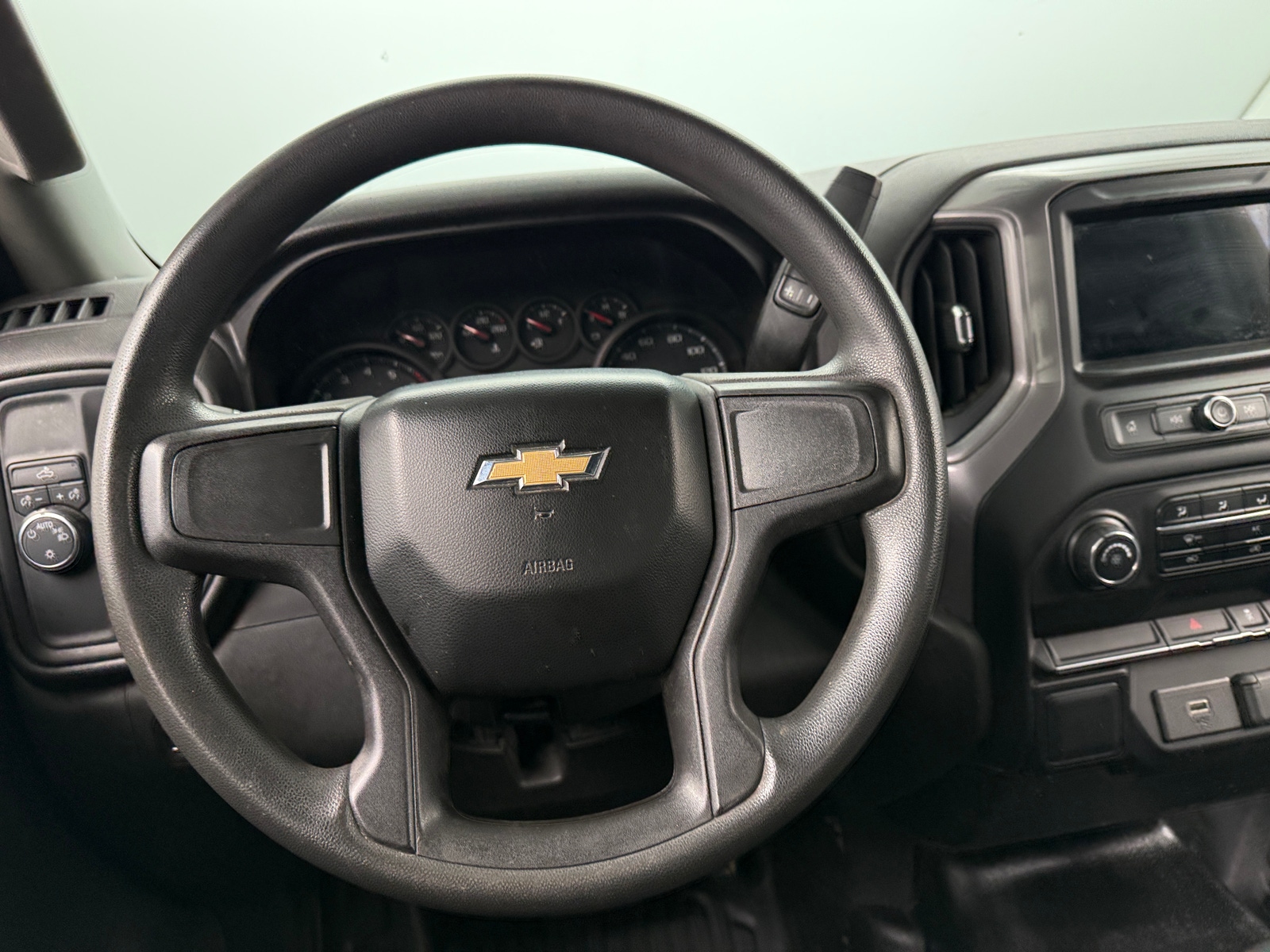 Thumbnail: 2019 Chevrolet Silverado 1500 - 5