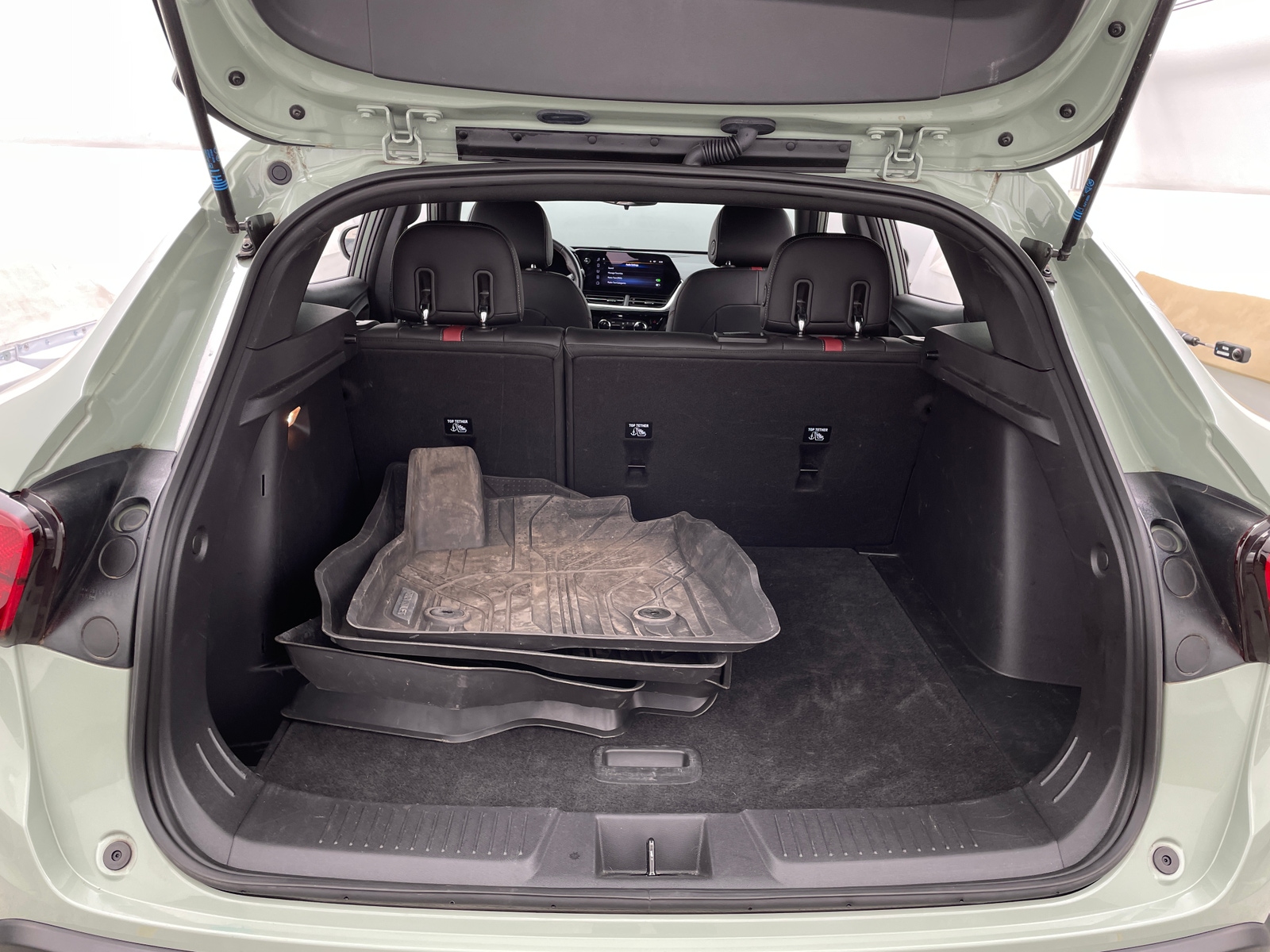 Thumbnail: 2024 Chevrolet Trax - 6