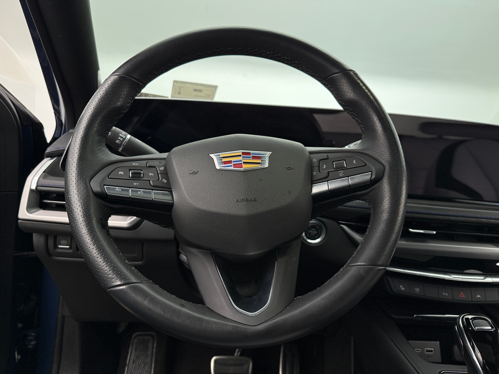 Thumbnail: 2024 Cadillac XT4 - 4