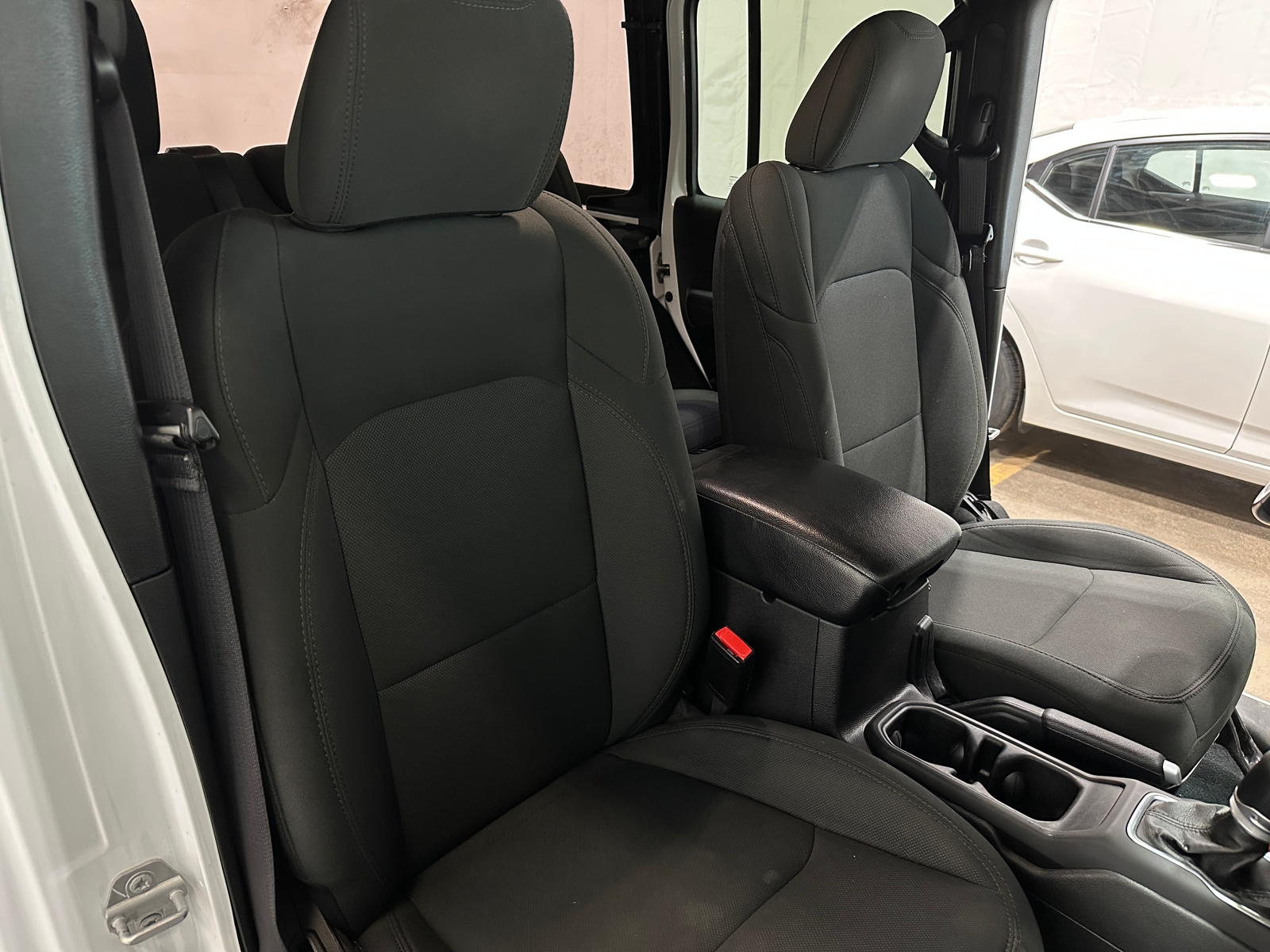 Thumbnail: 2022 Jeep Wrangler - 2