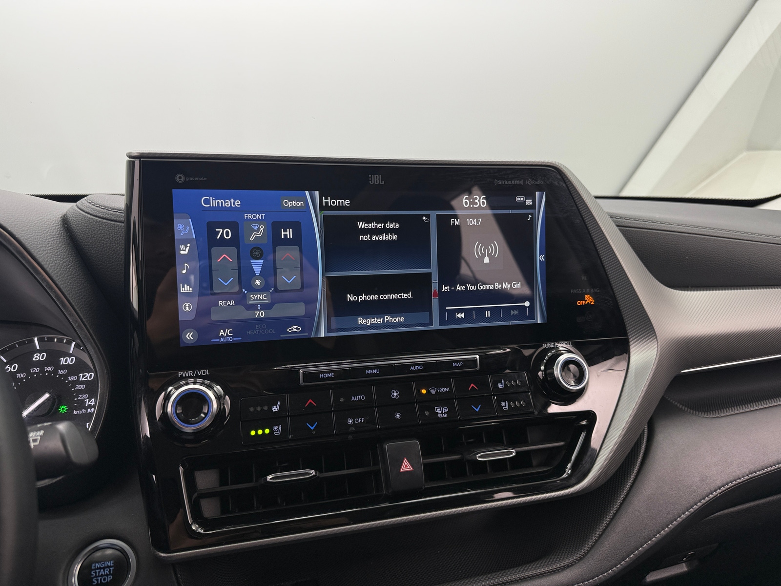 Thumbnail: 2021 Toyota Highlander - 3