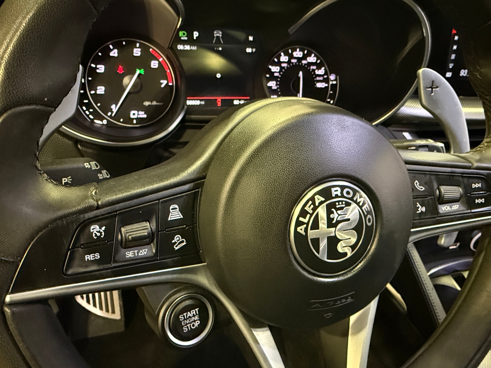 Thumbnail: 2018 Alfa Romeo Stelvio - 4