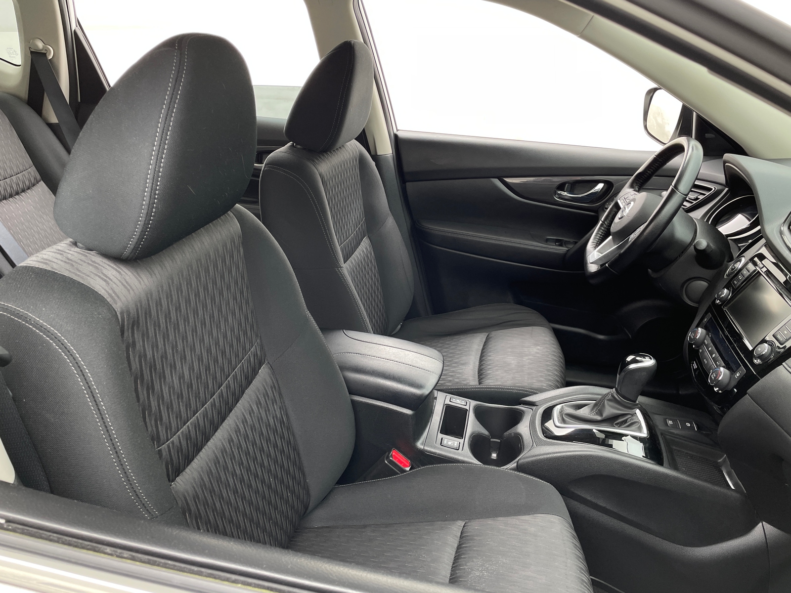 Thumbnail: 2020 Nissan Rogue - 2