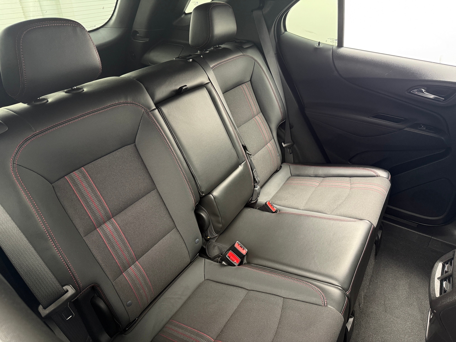 Thumbnail: 2022 Chevrolet Equinox - 6