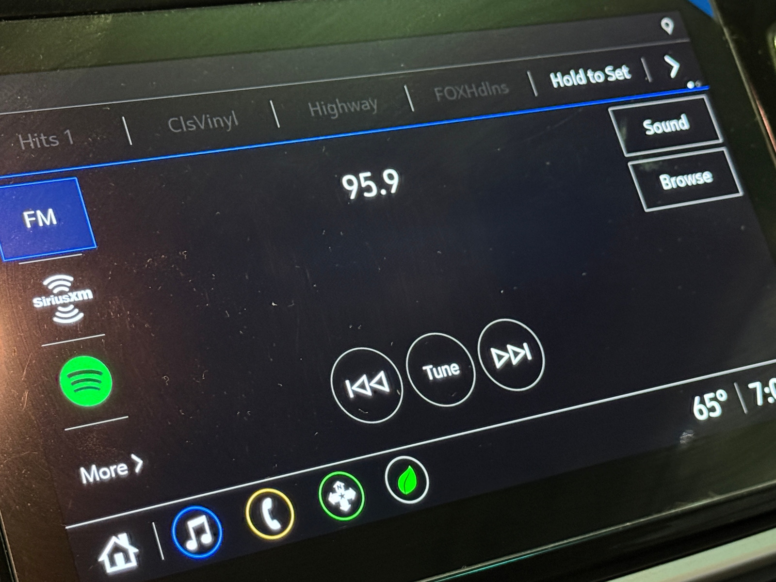 Thumbnail: 2023 Chevrolet Bolt EV - 4