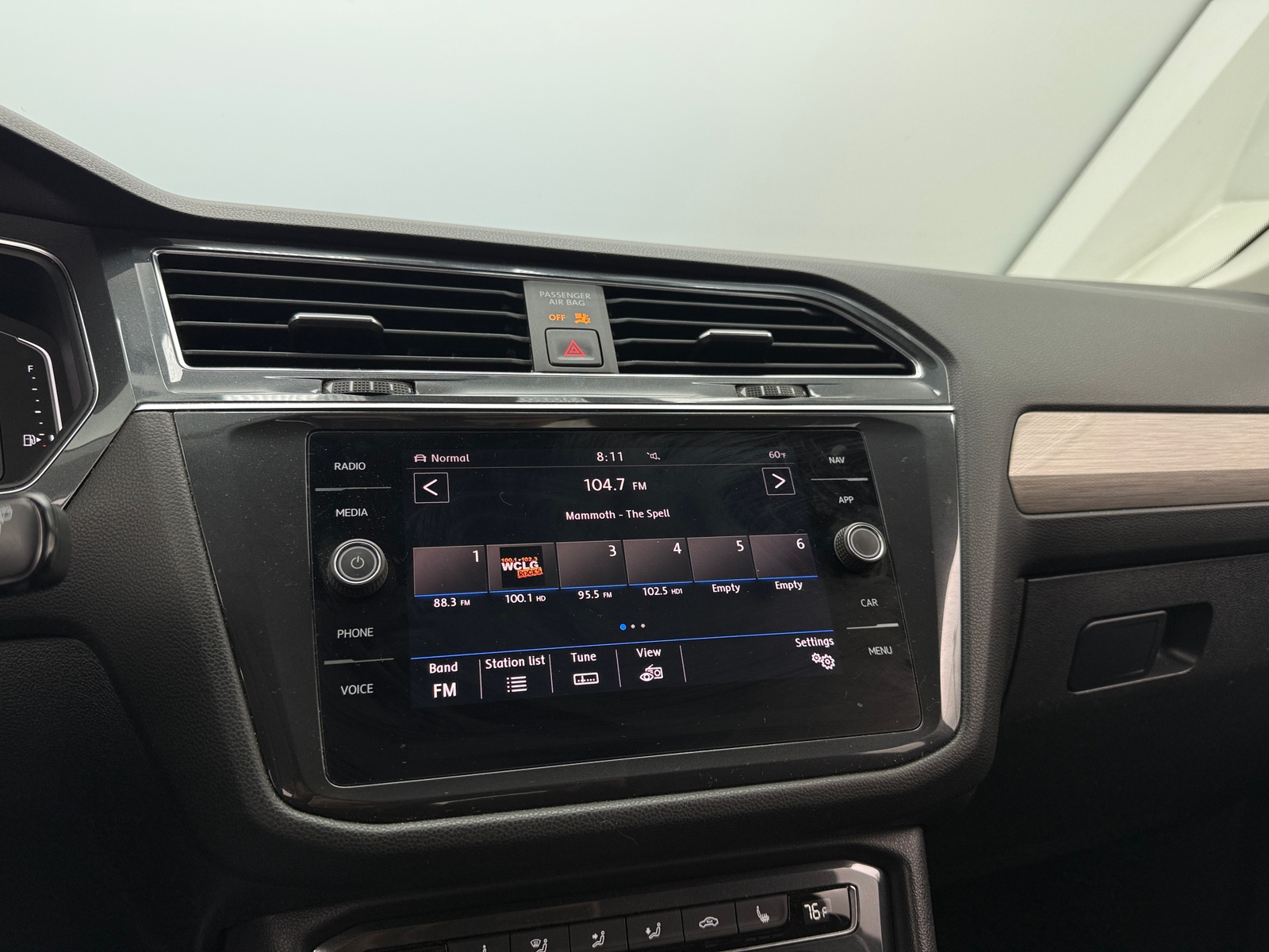 Thumbnail: 2019 Volkswagen Tiguan - 3