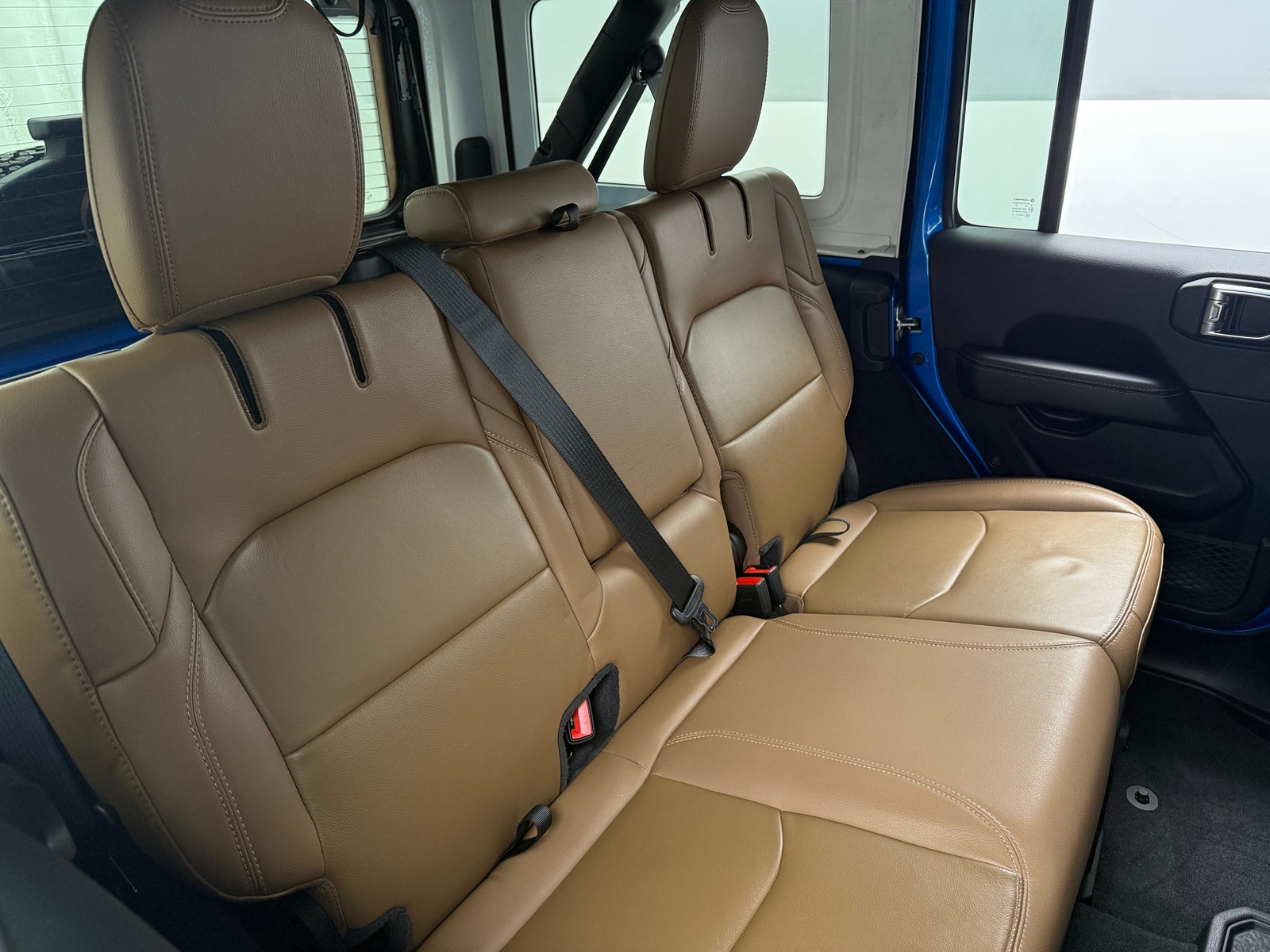 Thumbnail: 2021 Jeep Wrangler - 6