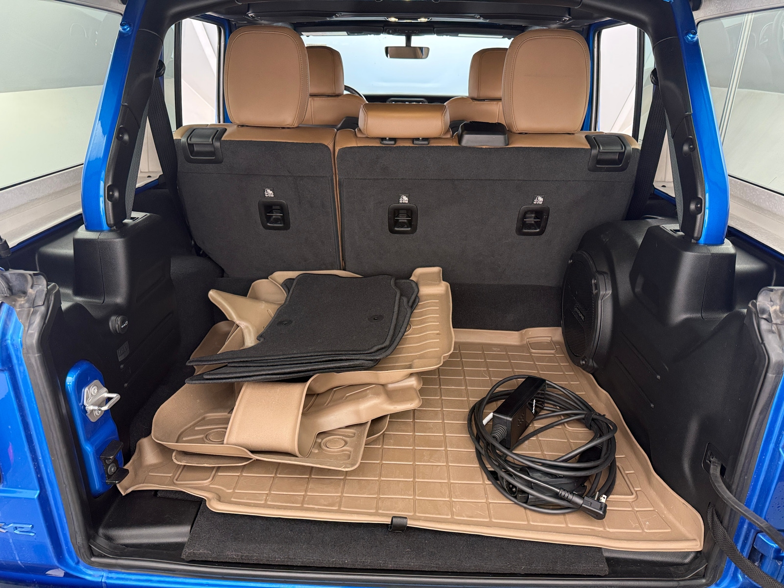 Thumbnail: 2021 Jeep Wrangler - 7