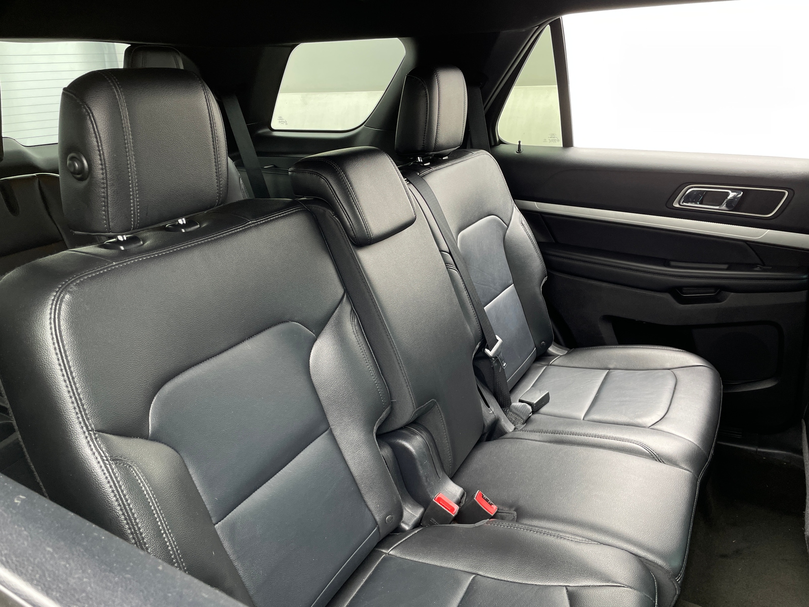 Thumbnail: 2016 Ford Explorer - 6