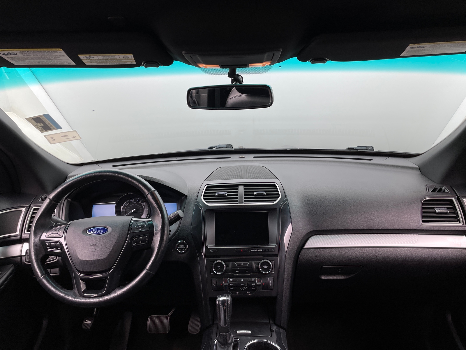 Thumbnail: 2016 Ford Explorer - 3