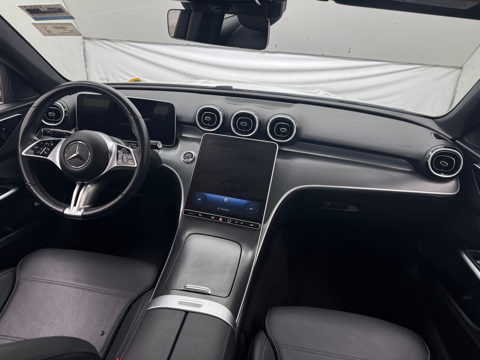 Thumbnail: 2024 Mercedes-Benz C-Class - 2