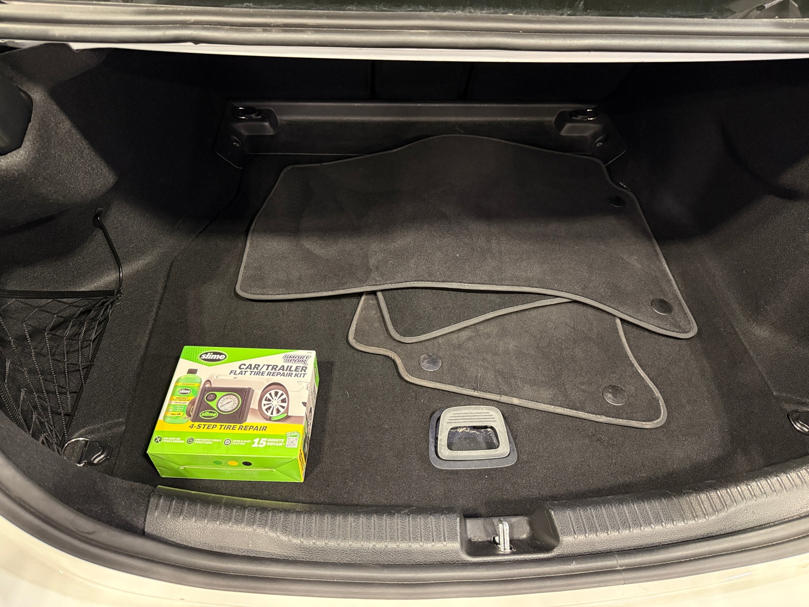 Thumbnail: 2024 Mercedes-Benz C-Class - 6