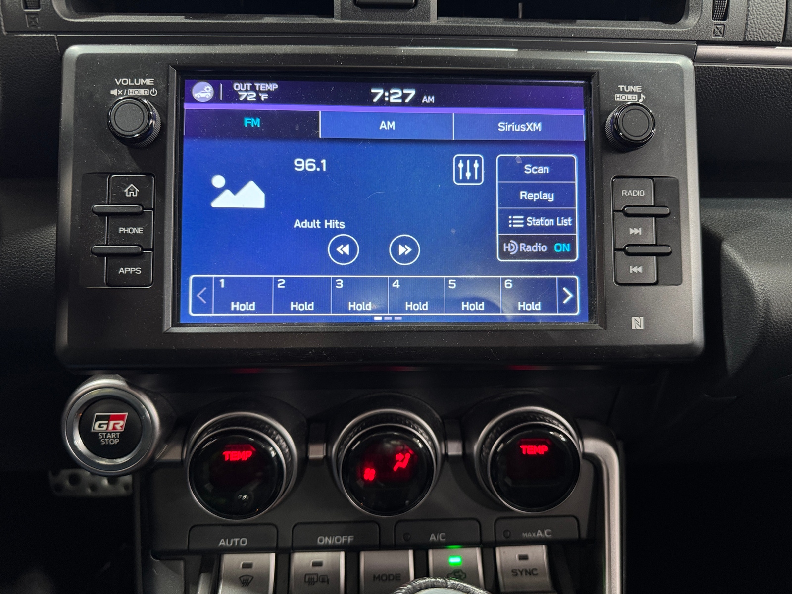 Thumbnail: 2023 Toyota GR86 - 3