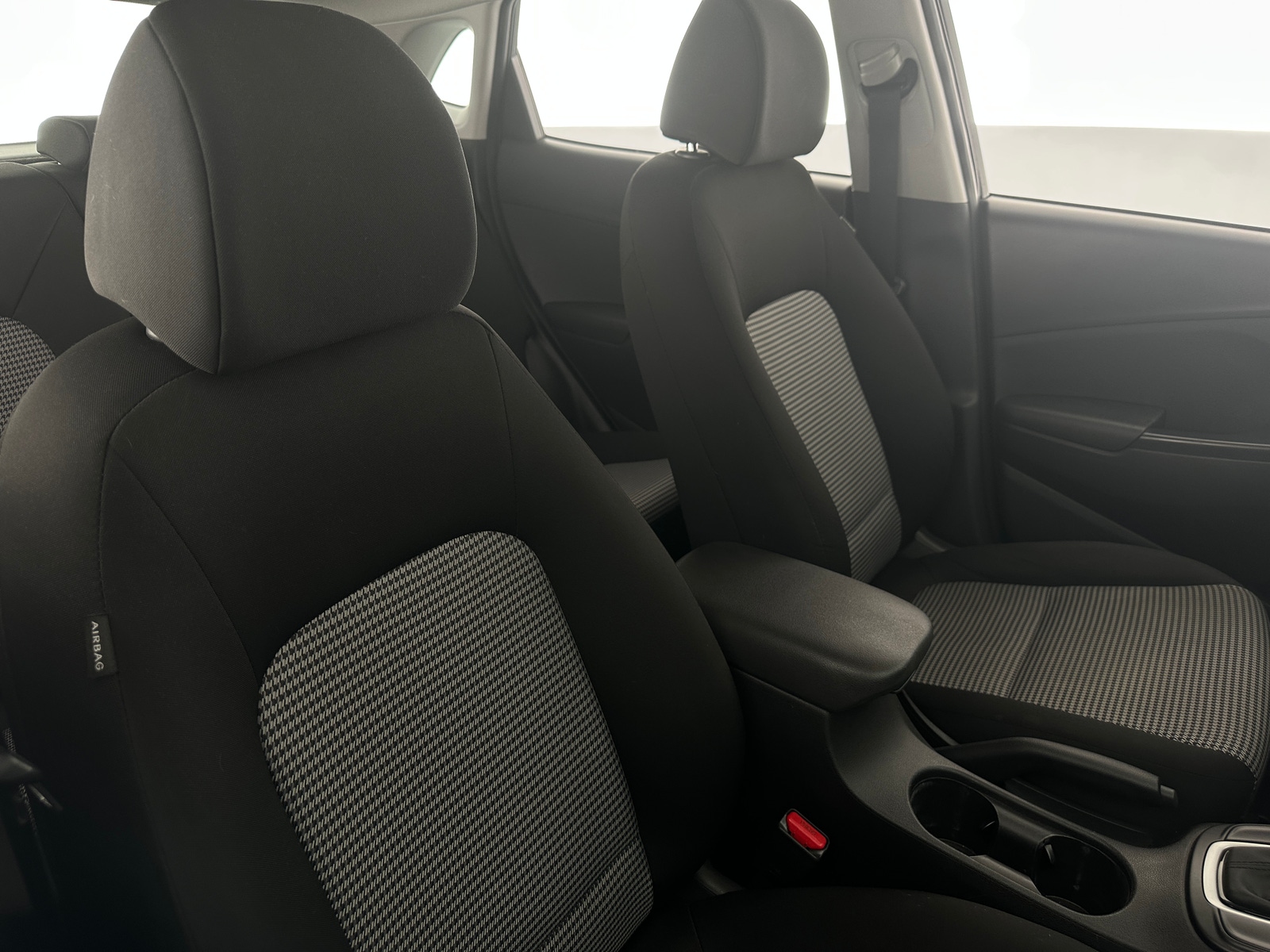 Thumbnail: 2020 Hyundai Kona - 2