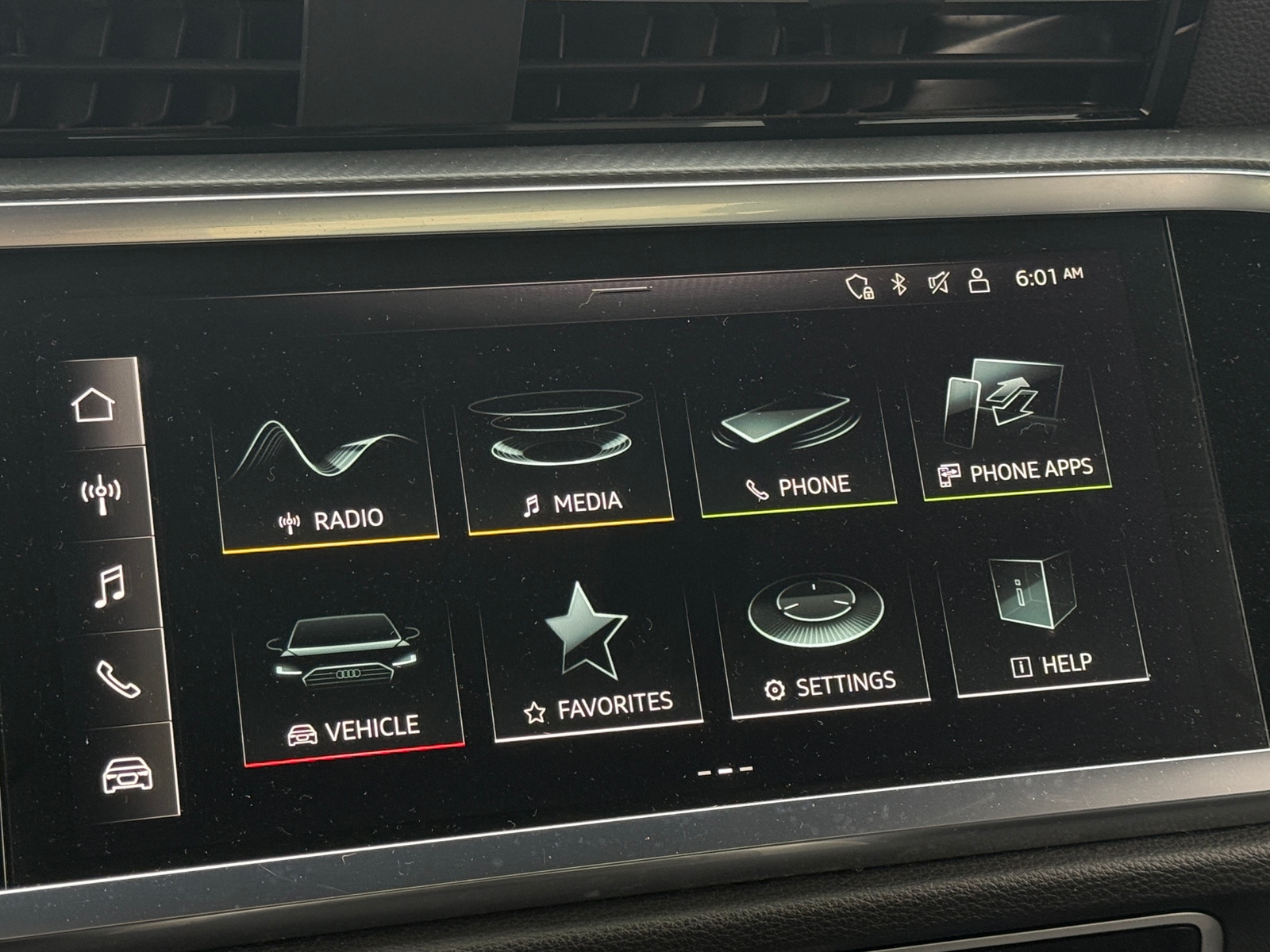 Thumbnail: 2023 Audi Q3 - 3