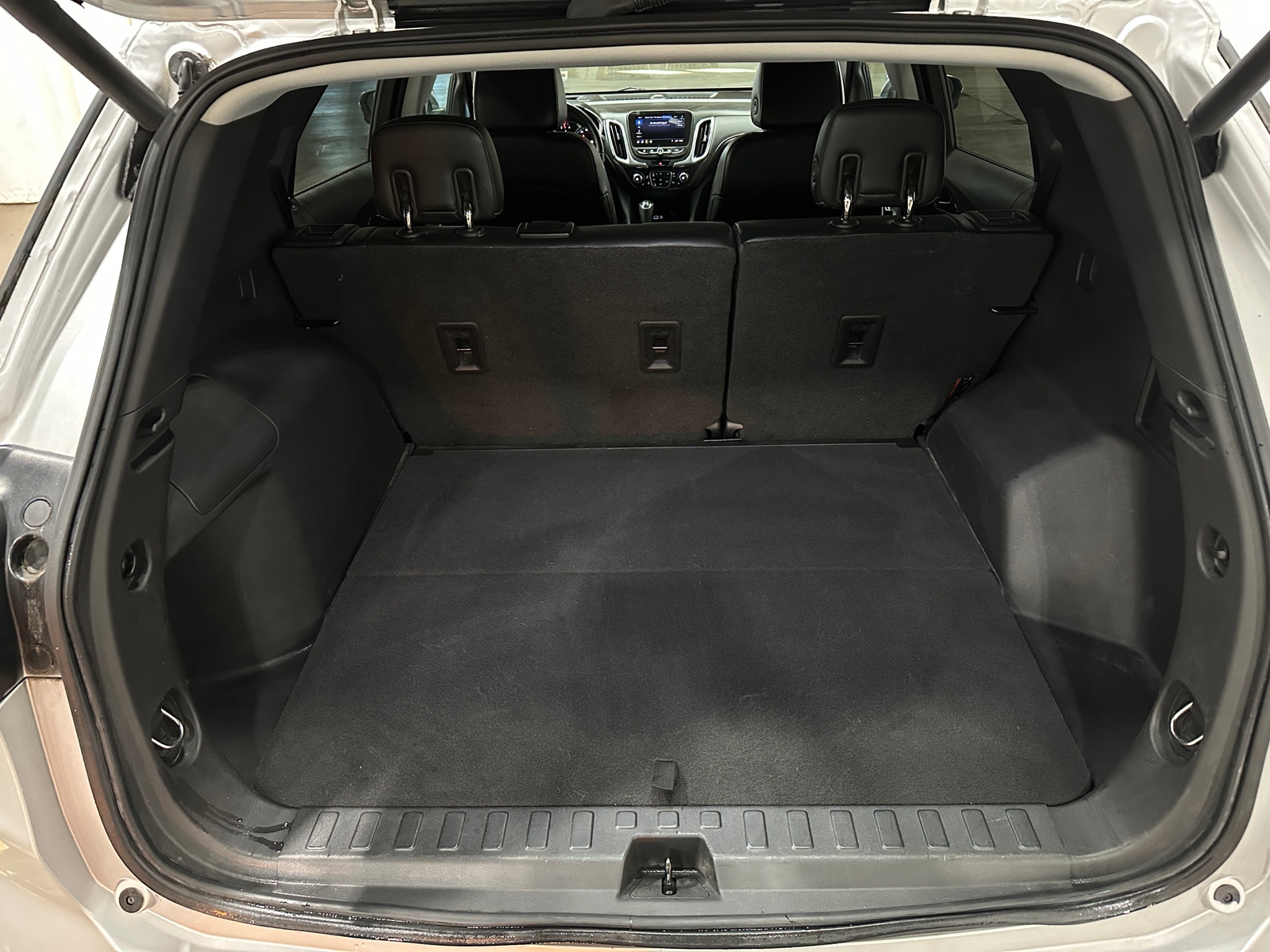 Thumbnail: 2020 Chevrolet Equinox - 6