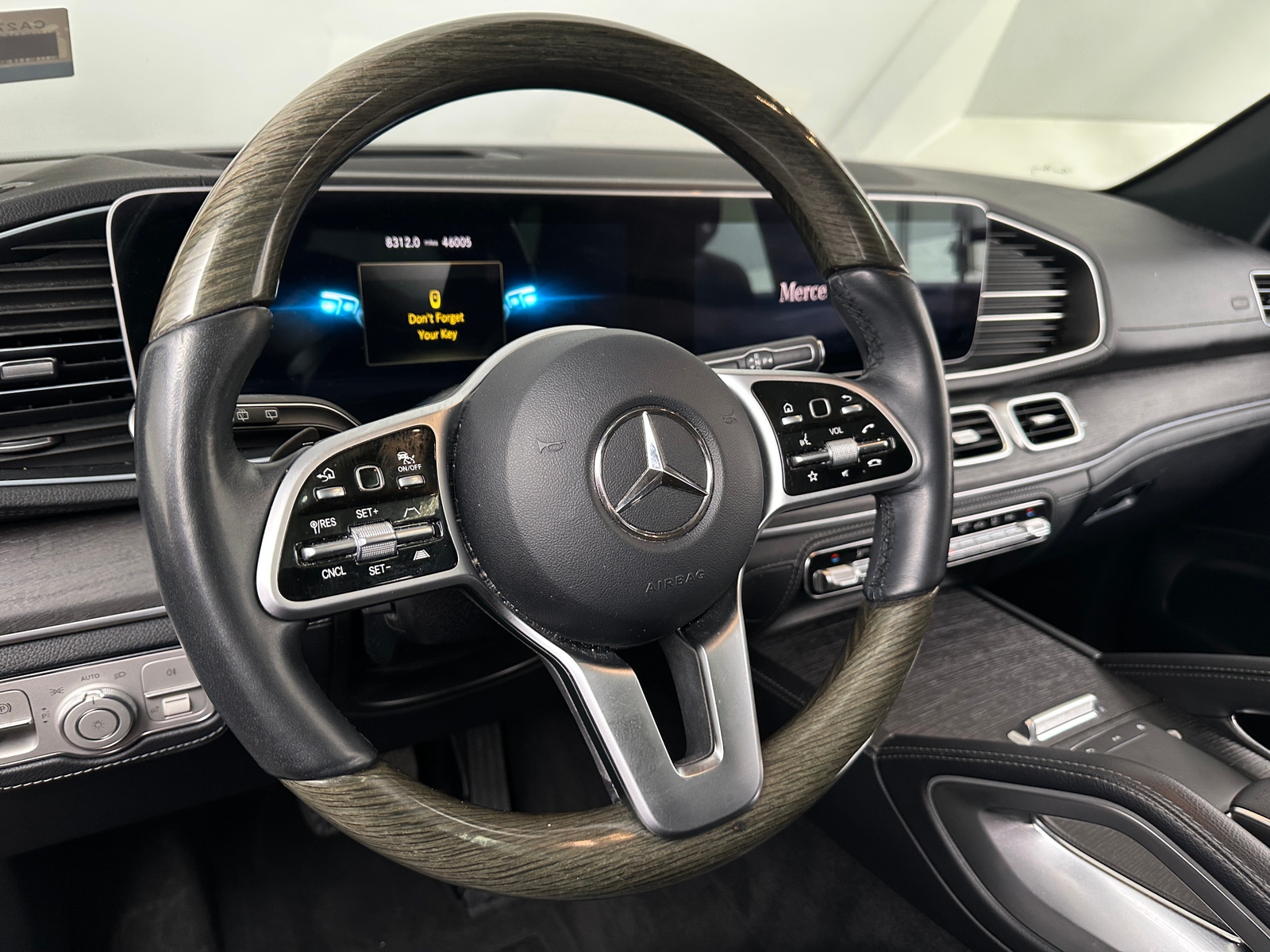 Thumbnail: 2021 Mercedes-Benz GLE - 4