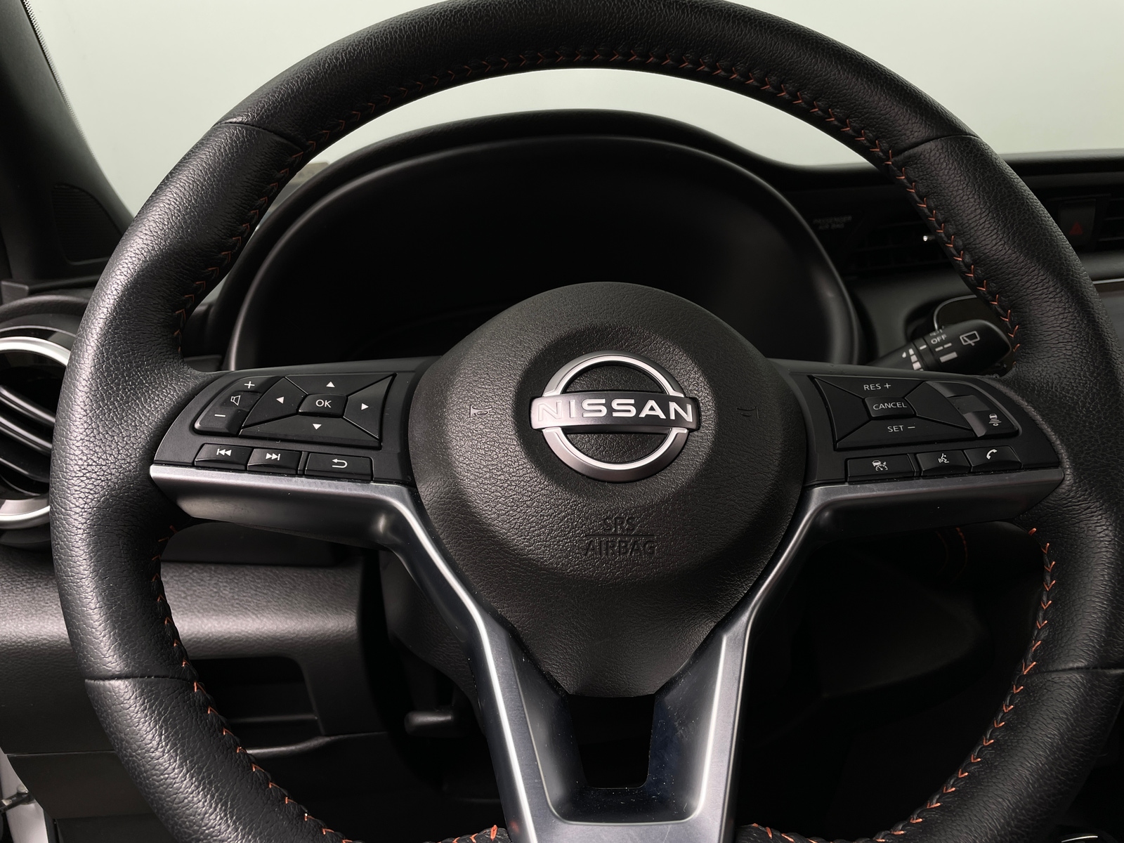 Thumbnail: 2024 Nissan Kicks - 5