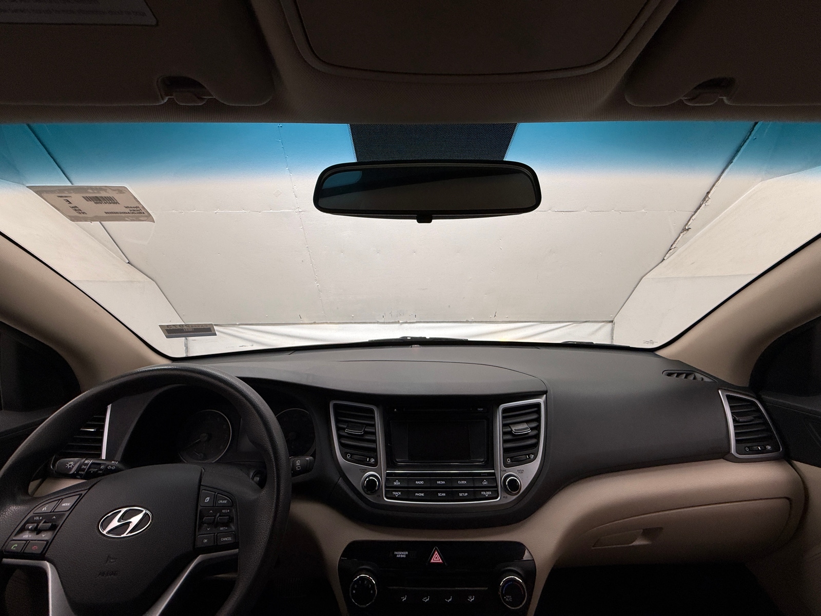 Thumbnail: 2017 Hyundai Tucson - 3