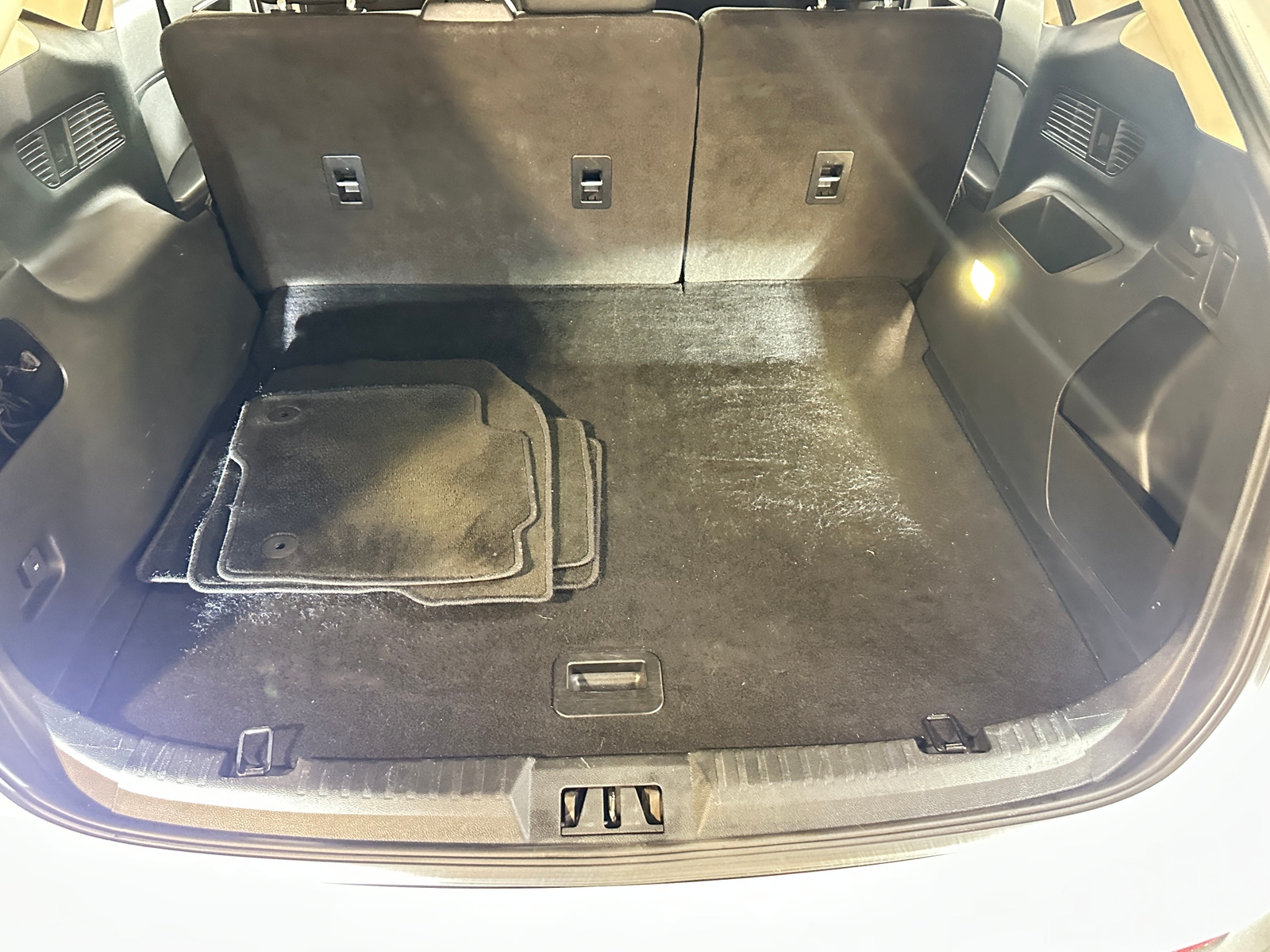 Thumbnail: 2017 Ford Edge - 7