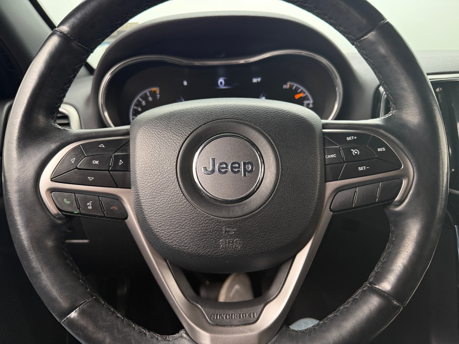 Thumbnail: 2019 Jeep Grand Cherokee - 5