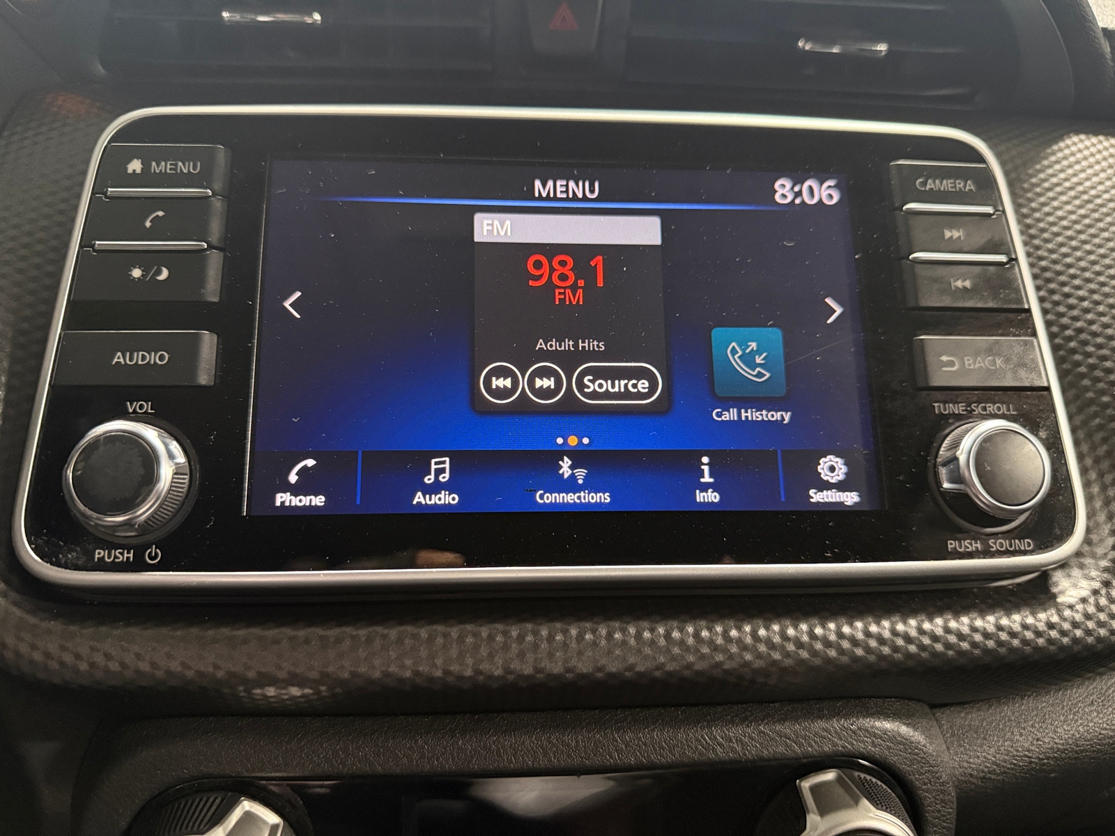 Thumbnail: 2019 Nissan Kicks - 4