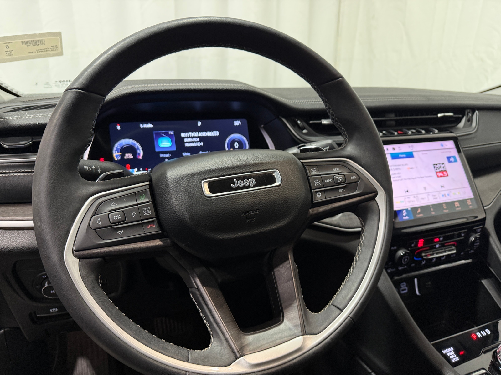 Thumbnail: 2023 Jeep Grand Cherokee - 4