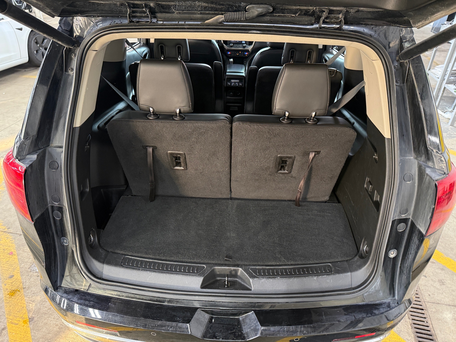 Thumbnail: 2017 GMC Acadia - 6