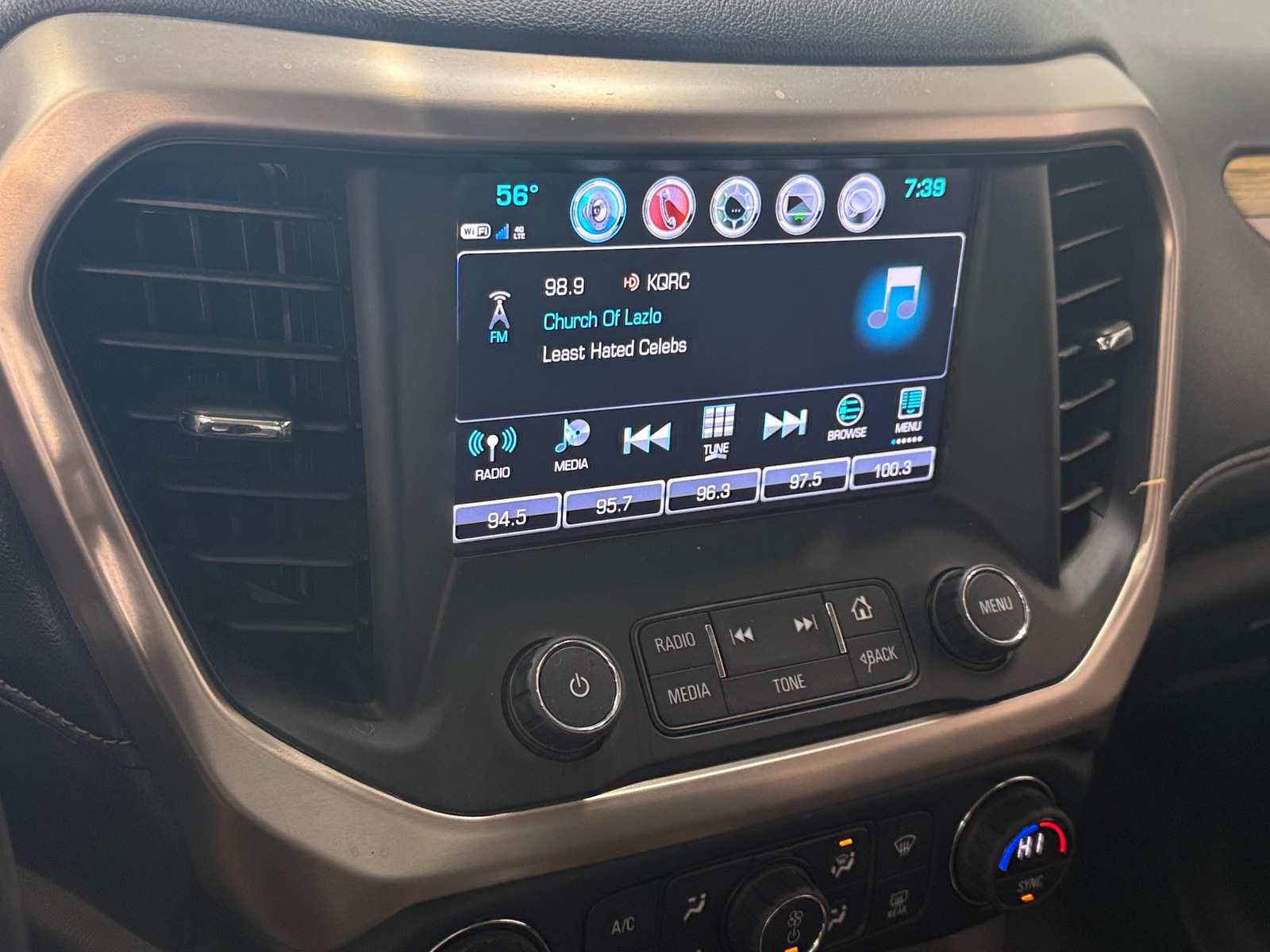 Thumbnail: 2017 GMC Acadia - 3