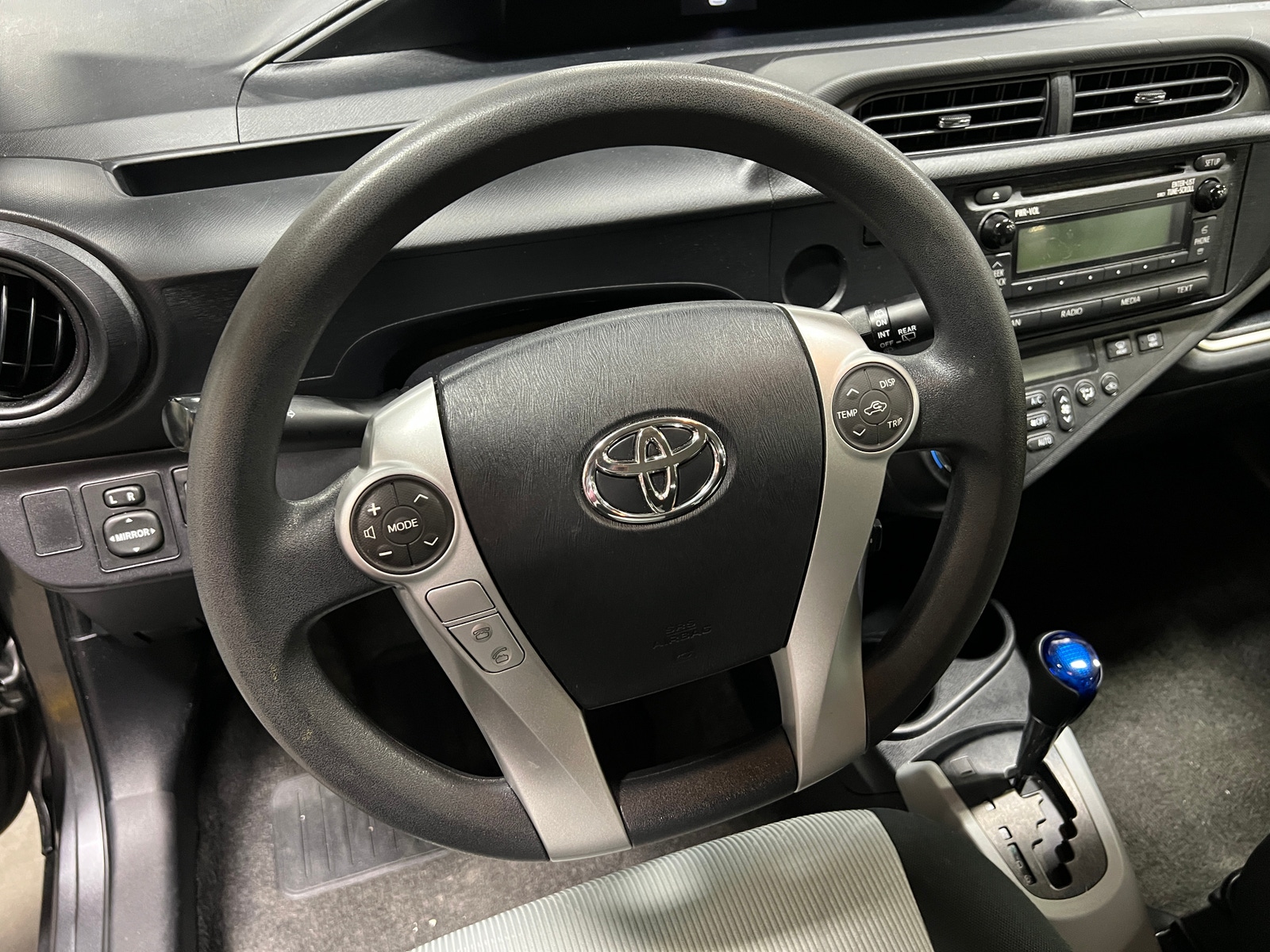 Thumbnail: 2014 Toyota Prius c - 5