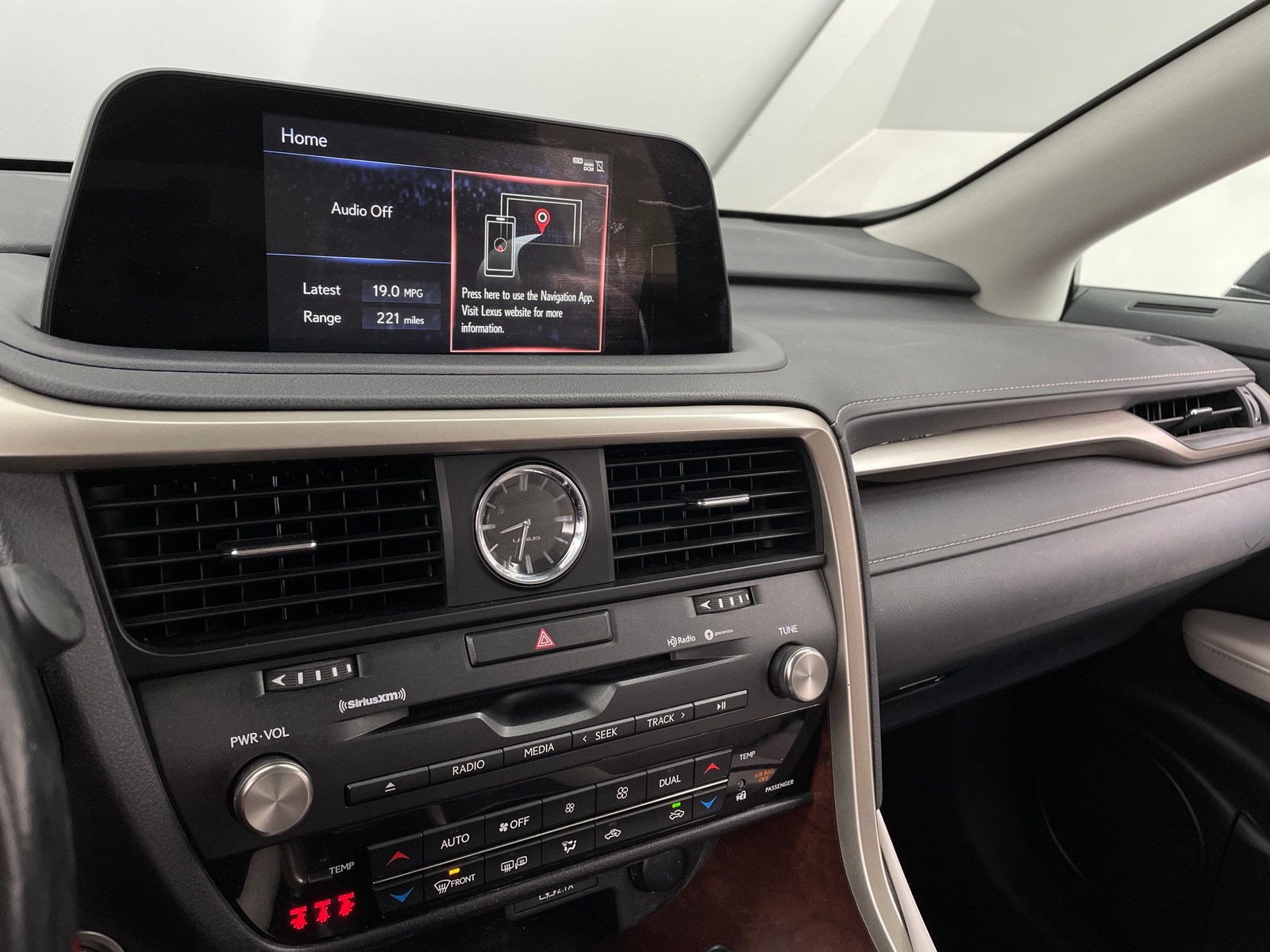 Thumbnail: 2020 Lexus RX - 3