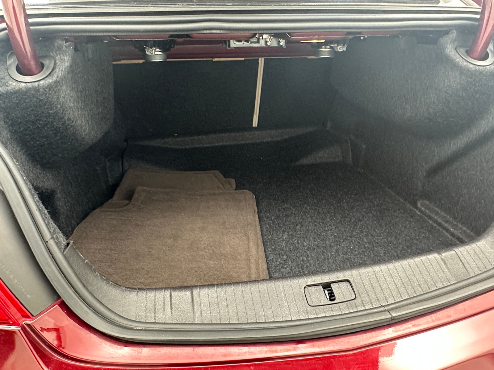 Thumbnail: 2015 Buick LaCrosse - 6