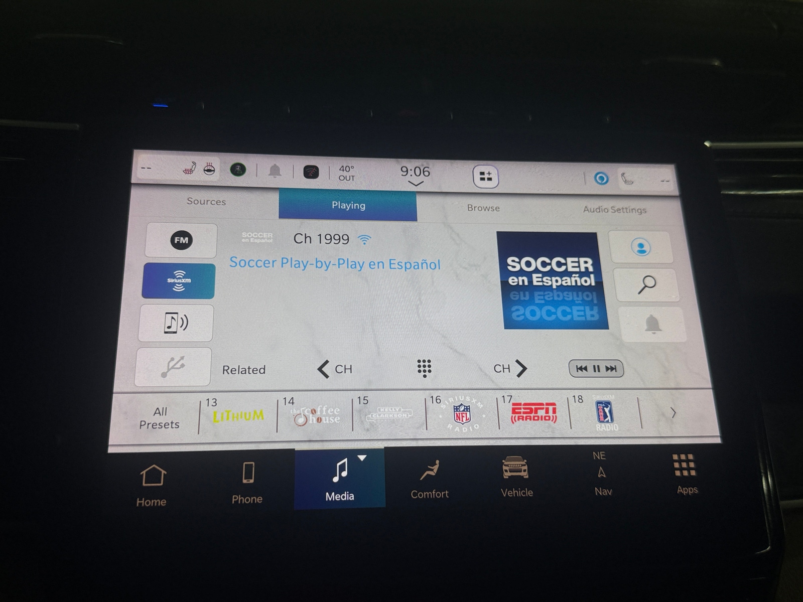 Thumbnail: 2022 Jeep Grand Cherokee - 3