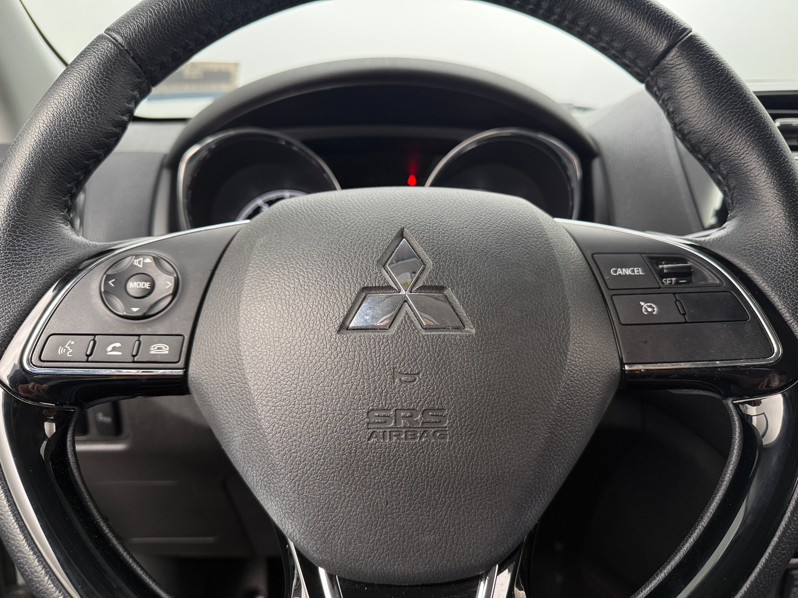 Thumbnail: 2022 Mitsubishi Outlander Sport - 5