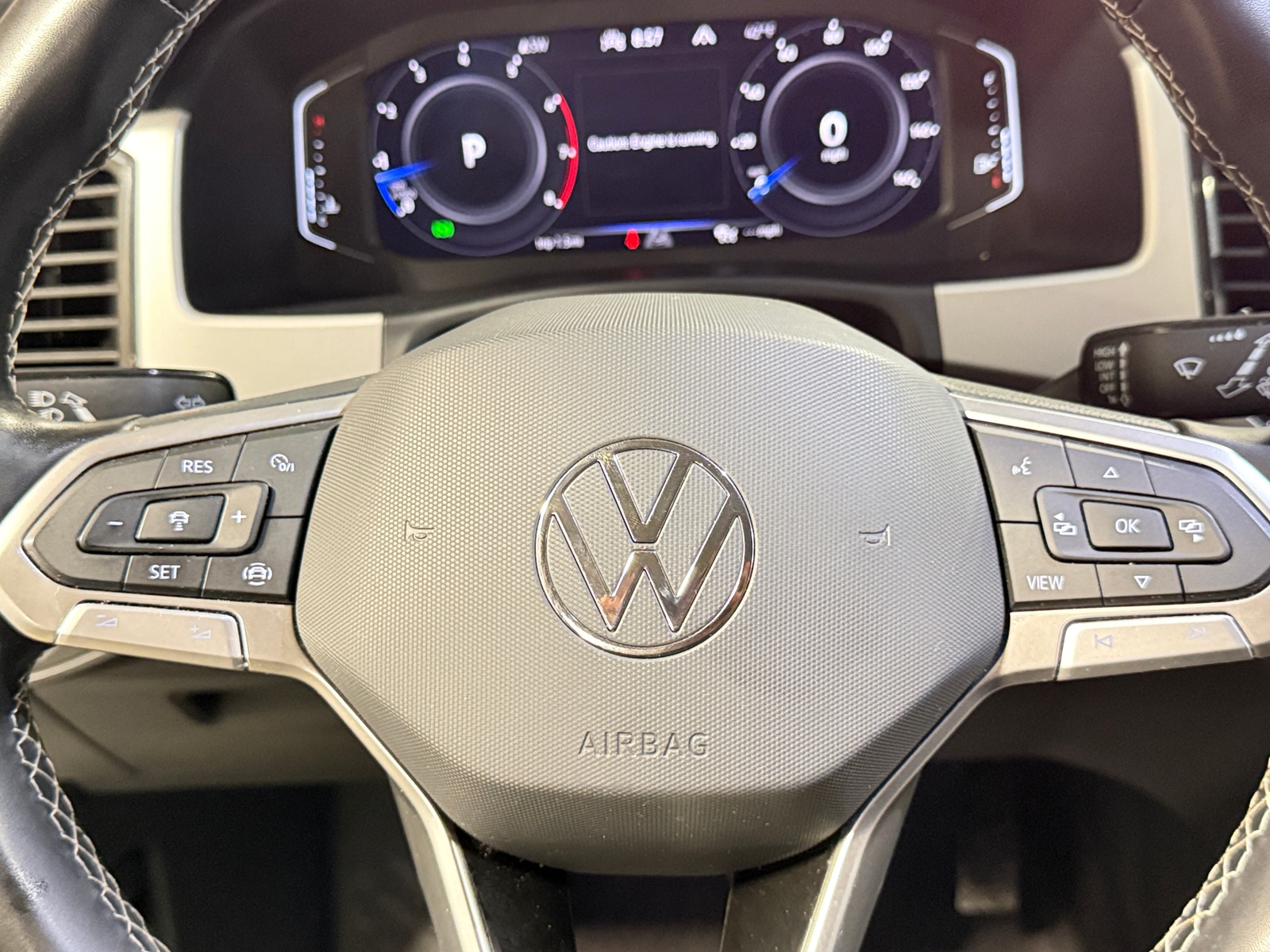 Thumbnail: 2022 Volkswagen Atlas - 4