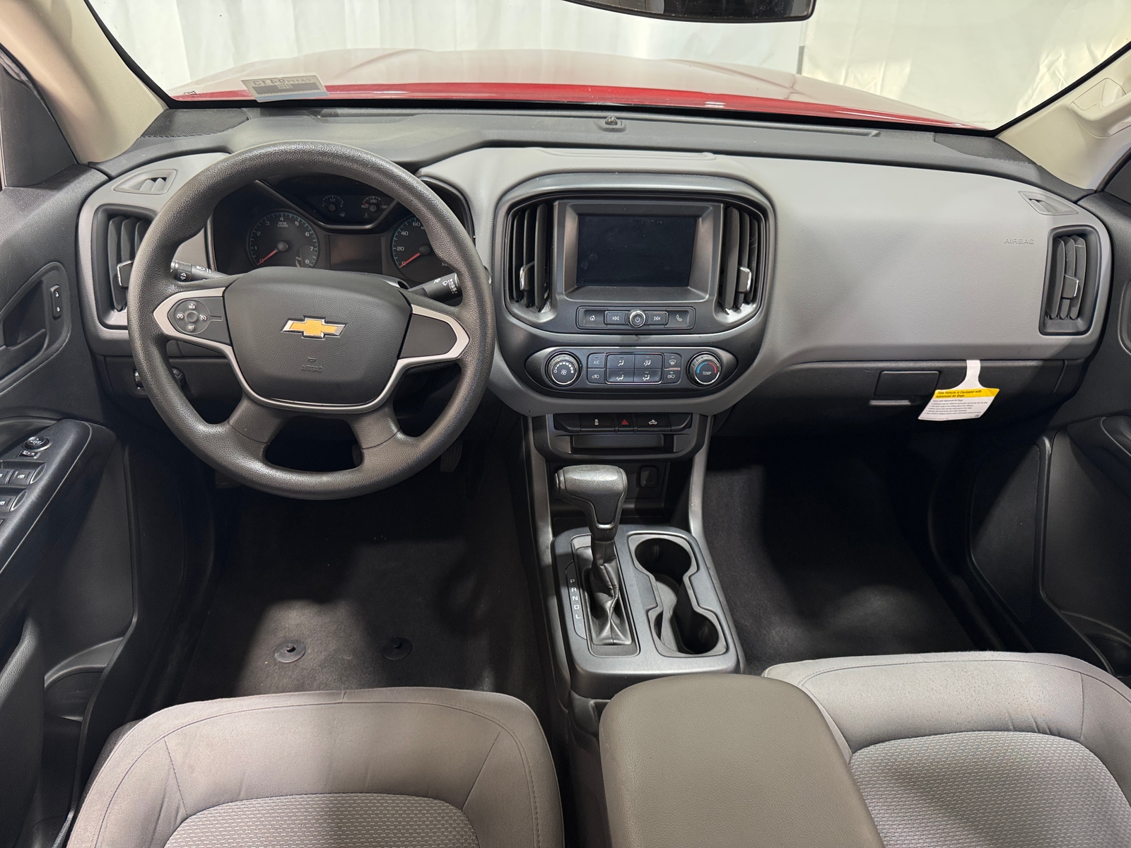 Thumbnail: 2021 Chevrolet Colorado - 3