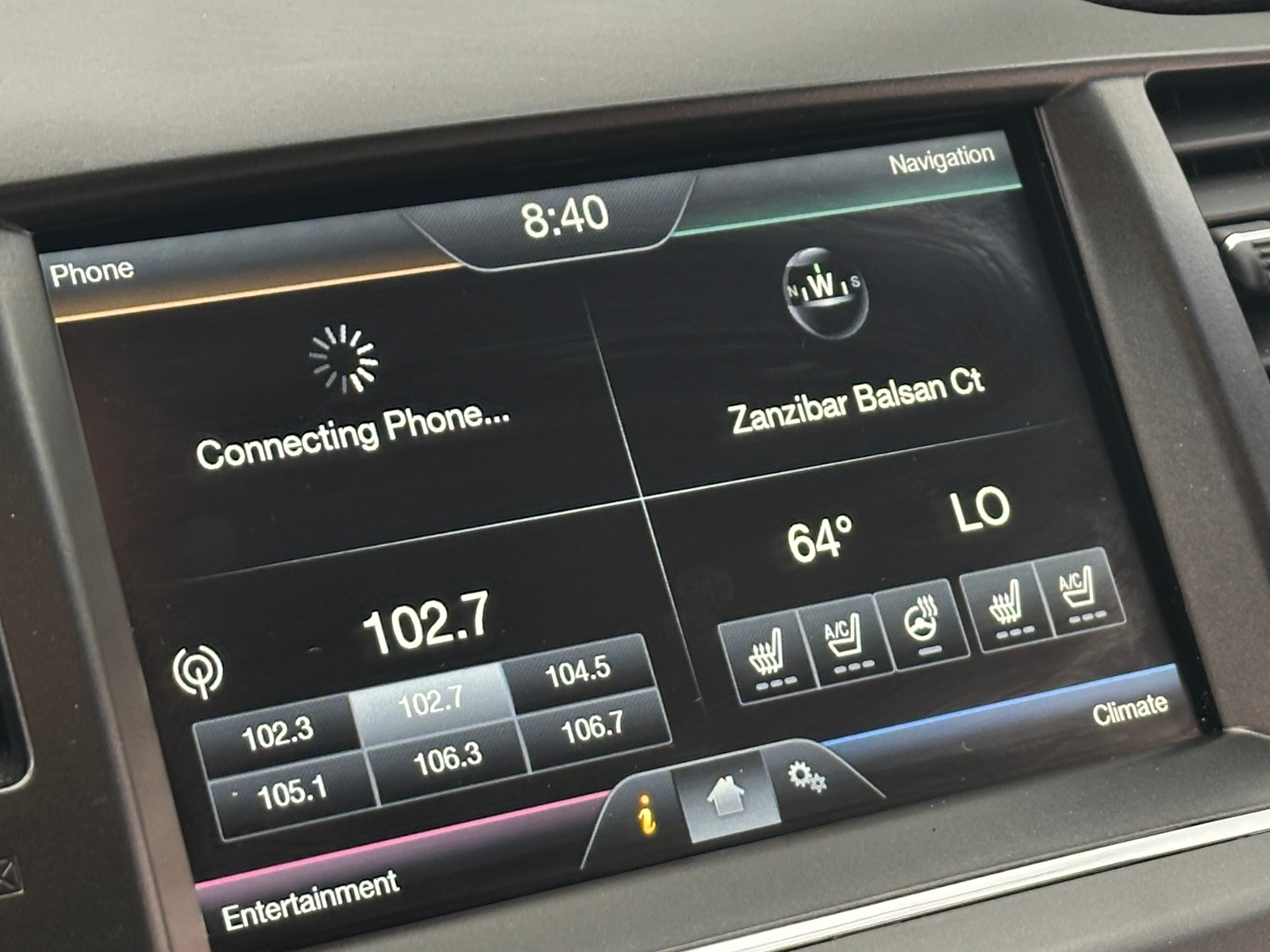 Thumbnail: 2013 Lincoln MKS - 3