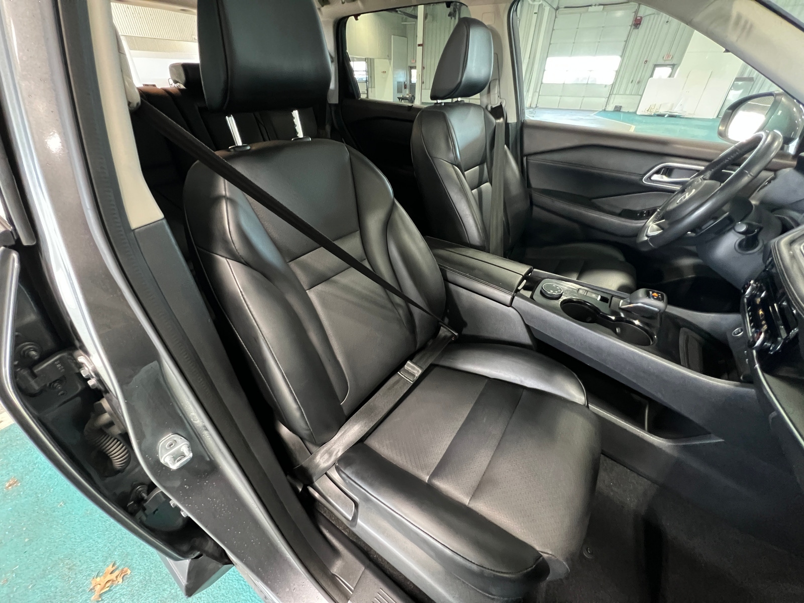 Thumbnail: 2021 Nissan Rogue - 2