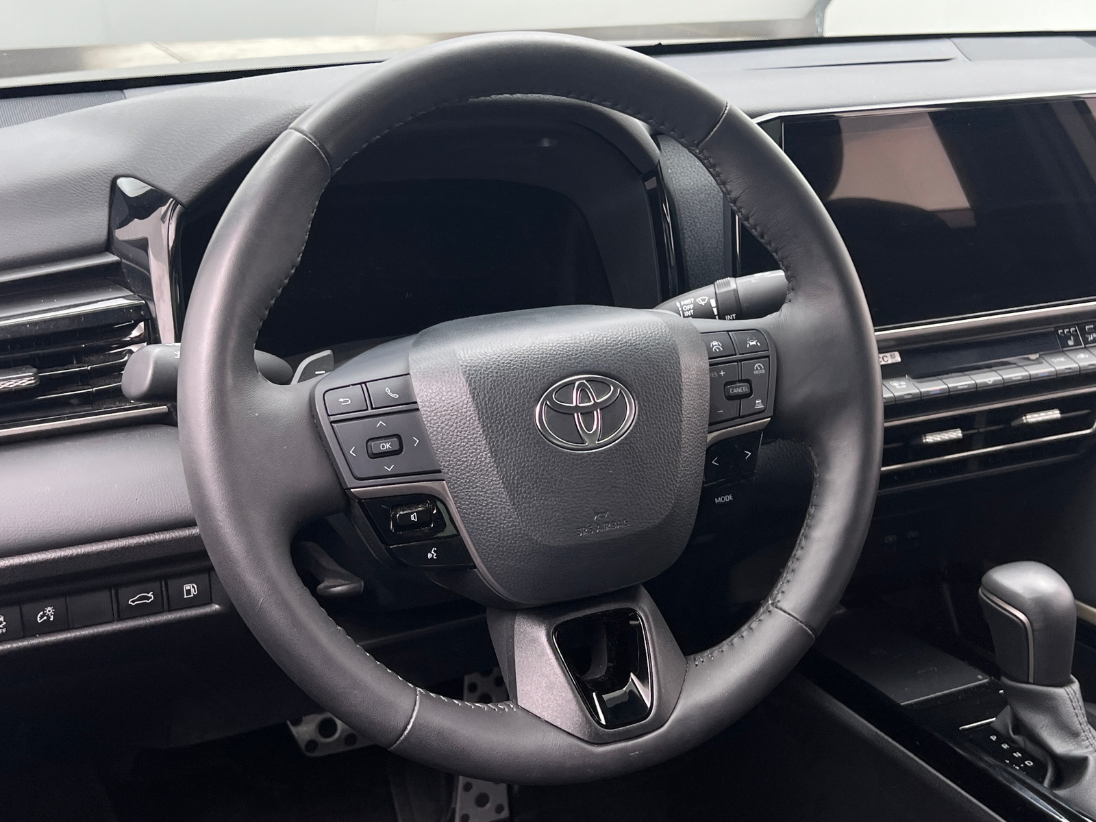 Thumbnail: 2025 Toyota Camry - 4