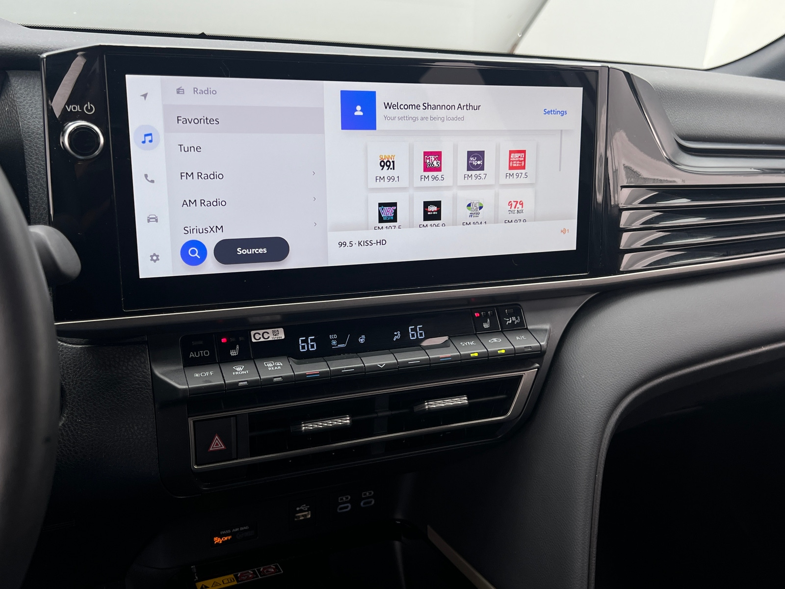 Thumbnail: 2025 Toyota Camry - 3