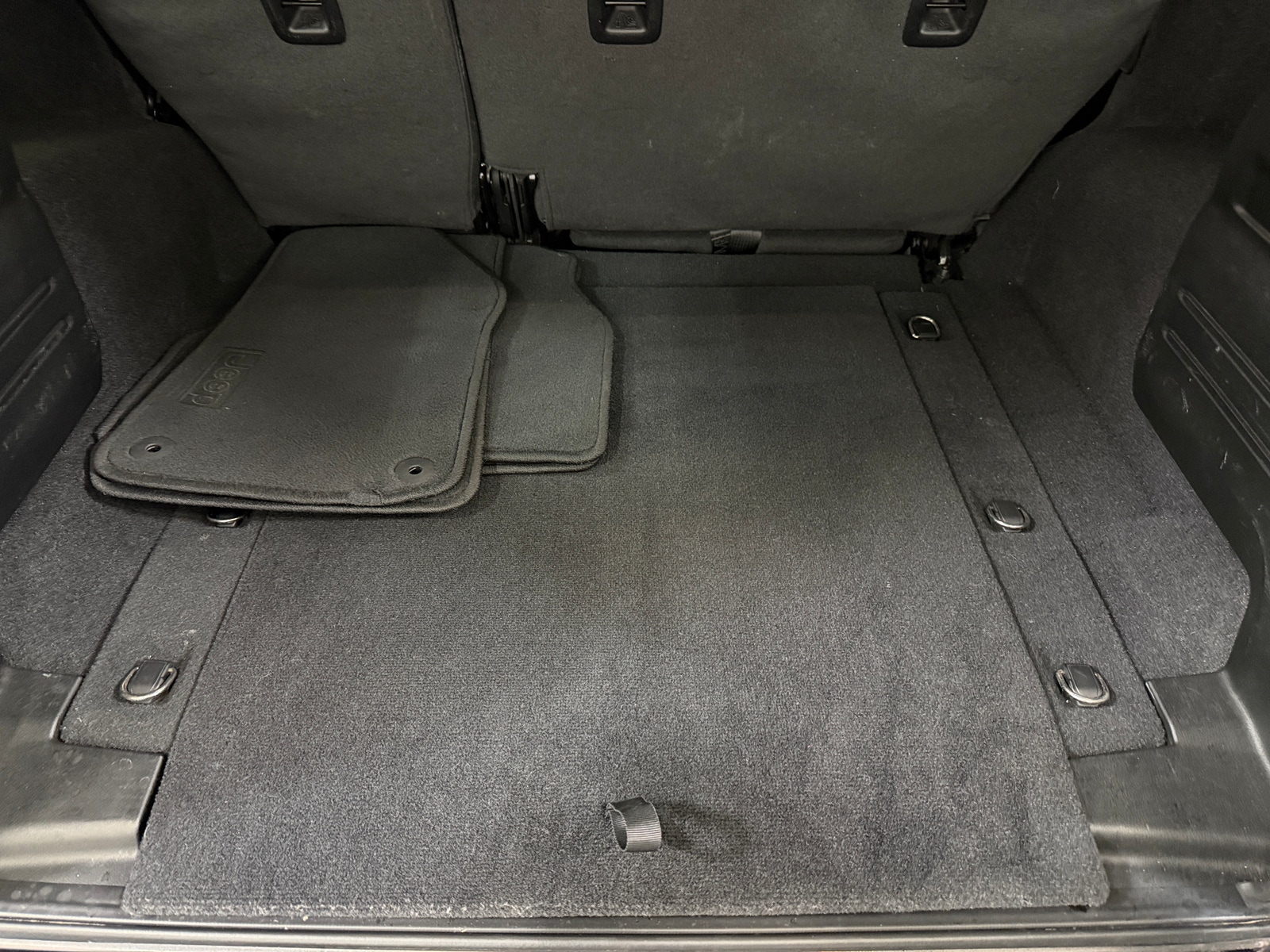 Thumbnail: 2021 Jeep Wrangler - 7