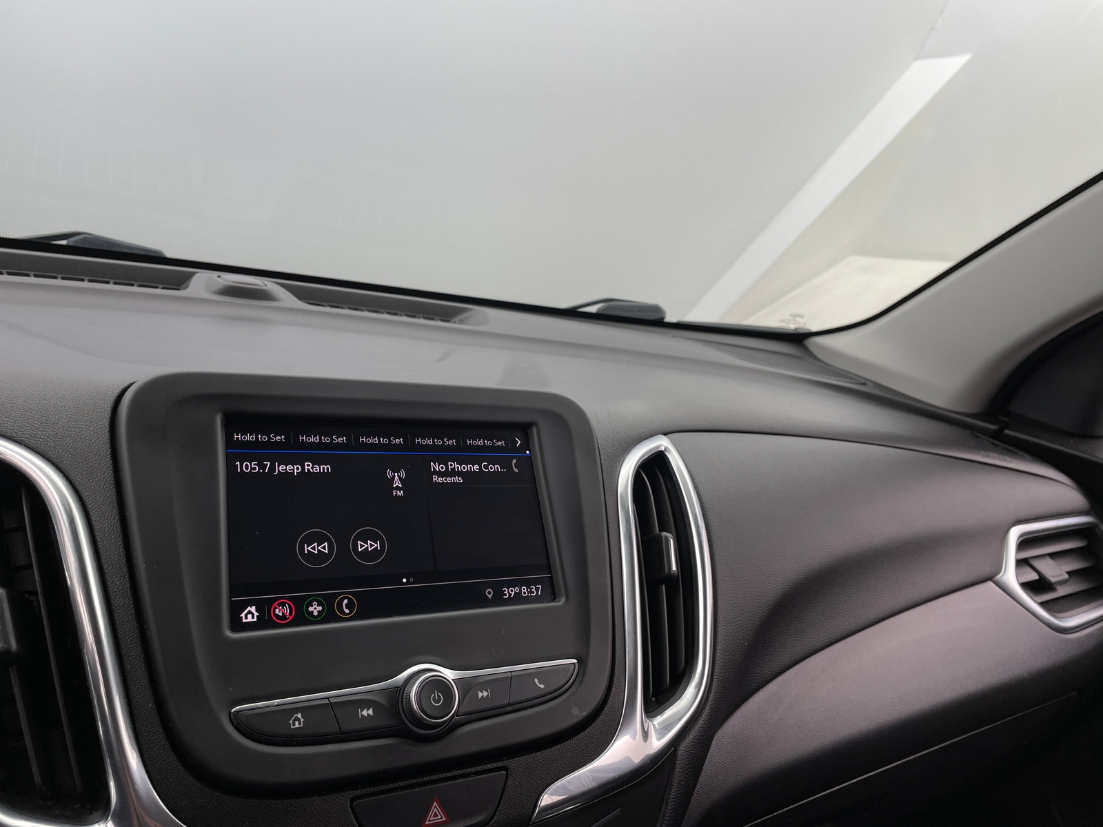 Thumbnail: 2020 Chevrolet Equinox - 4