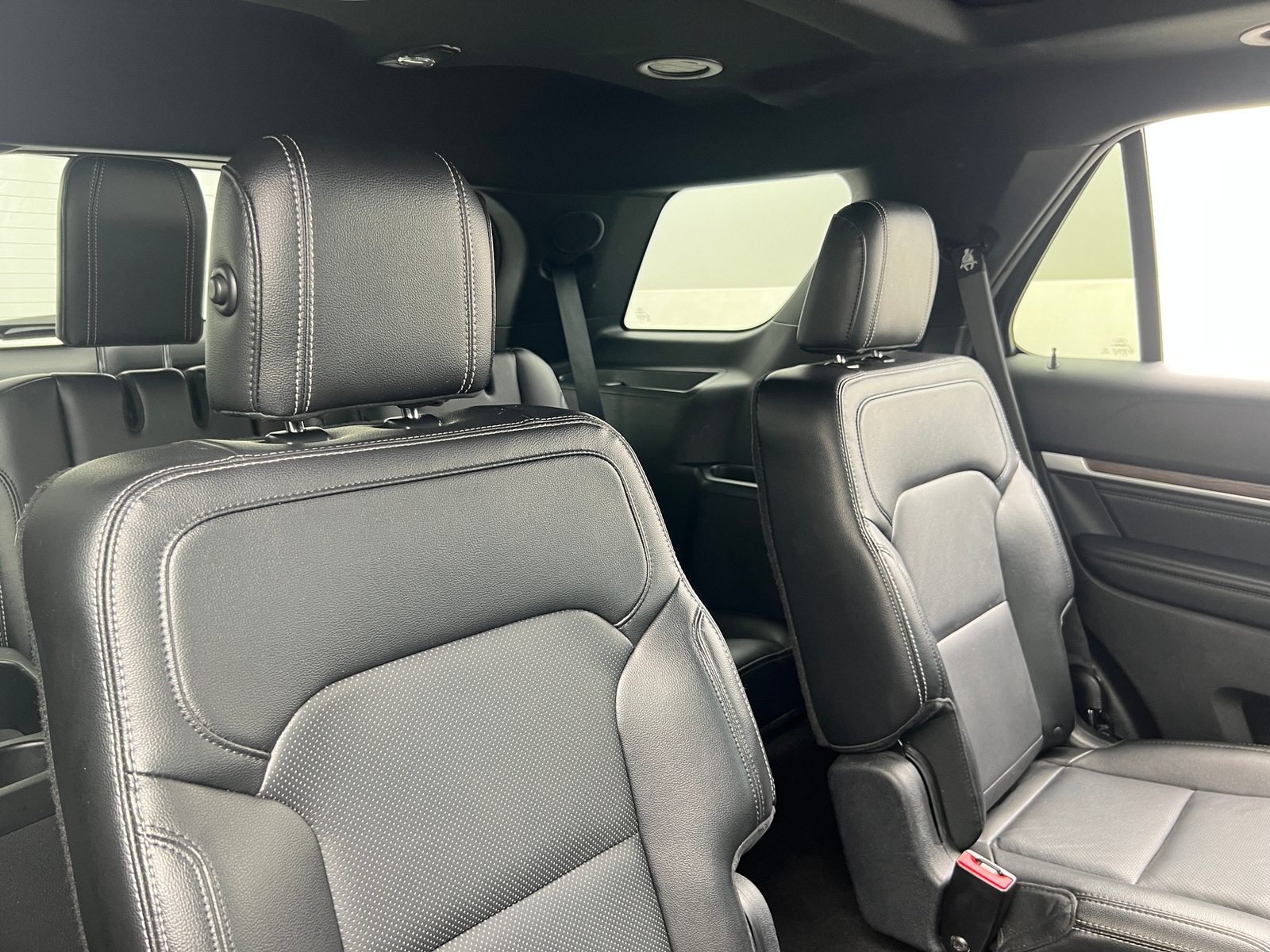 Thumbnail: 2016 Ford Explorer - 5