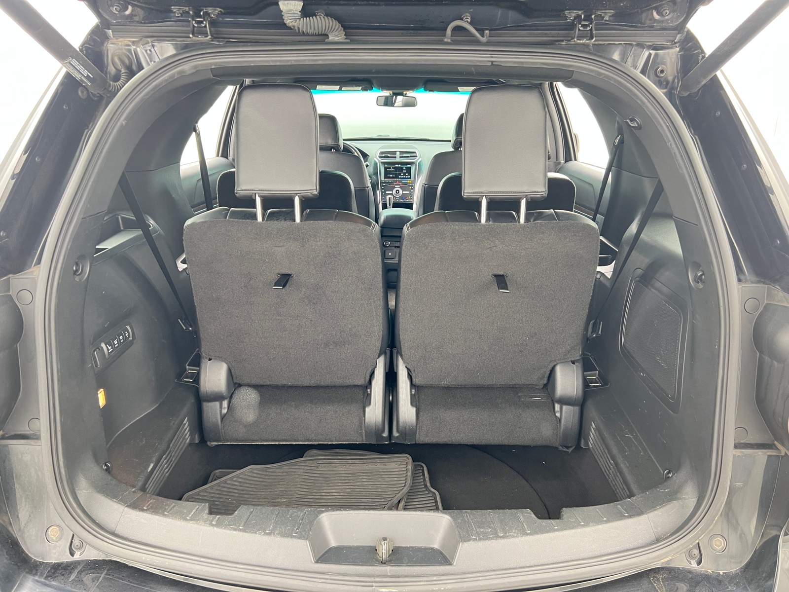 Thumbnail: 2016 Ford Explorer - 6