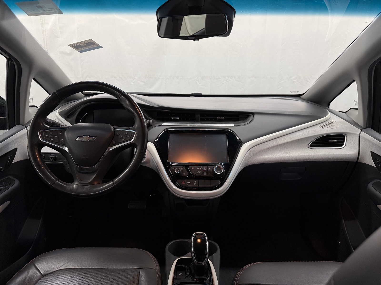Thumbnail: 2019 Chevrolet Bolt EV - 3