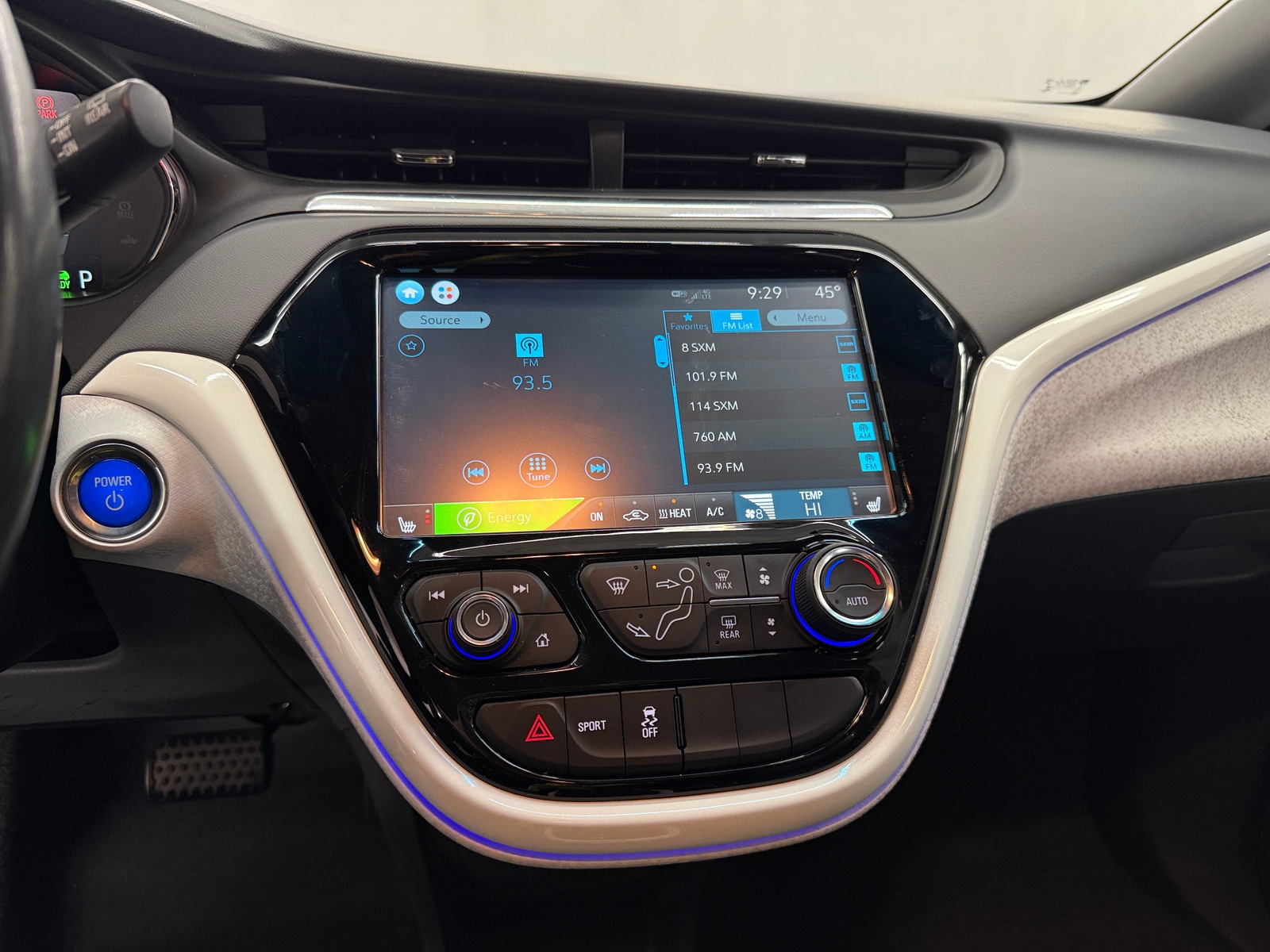 Thumbnail: 2019 Chevrolet Bolt EV - 4