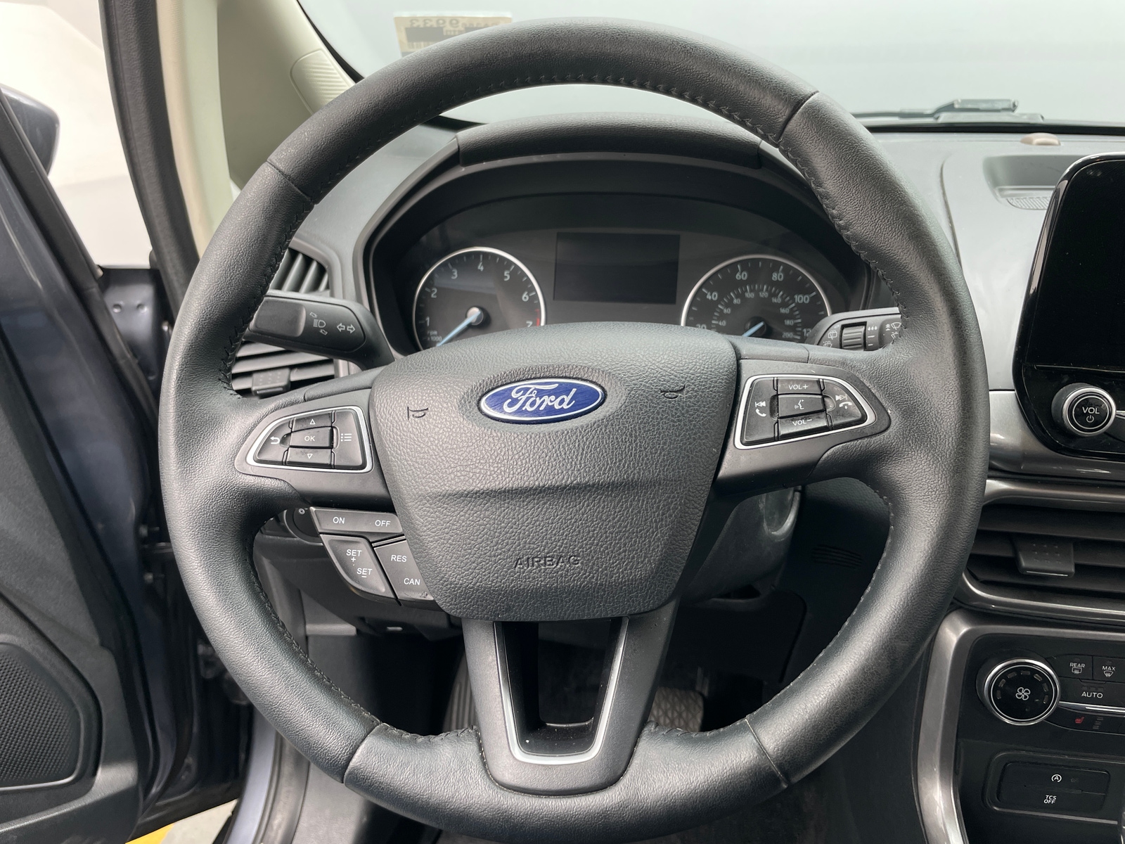 Thumbnail: 2019 Ford EcoSport - 5