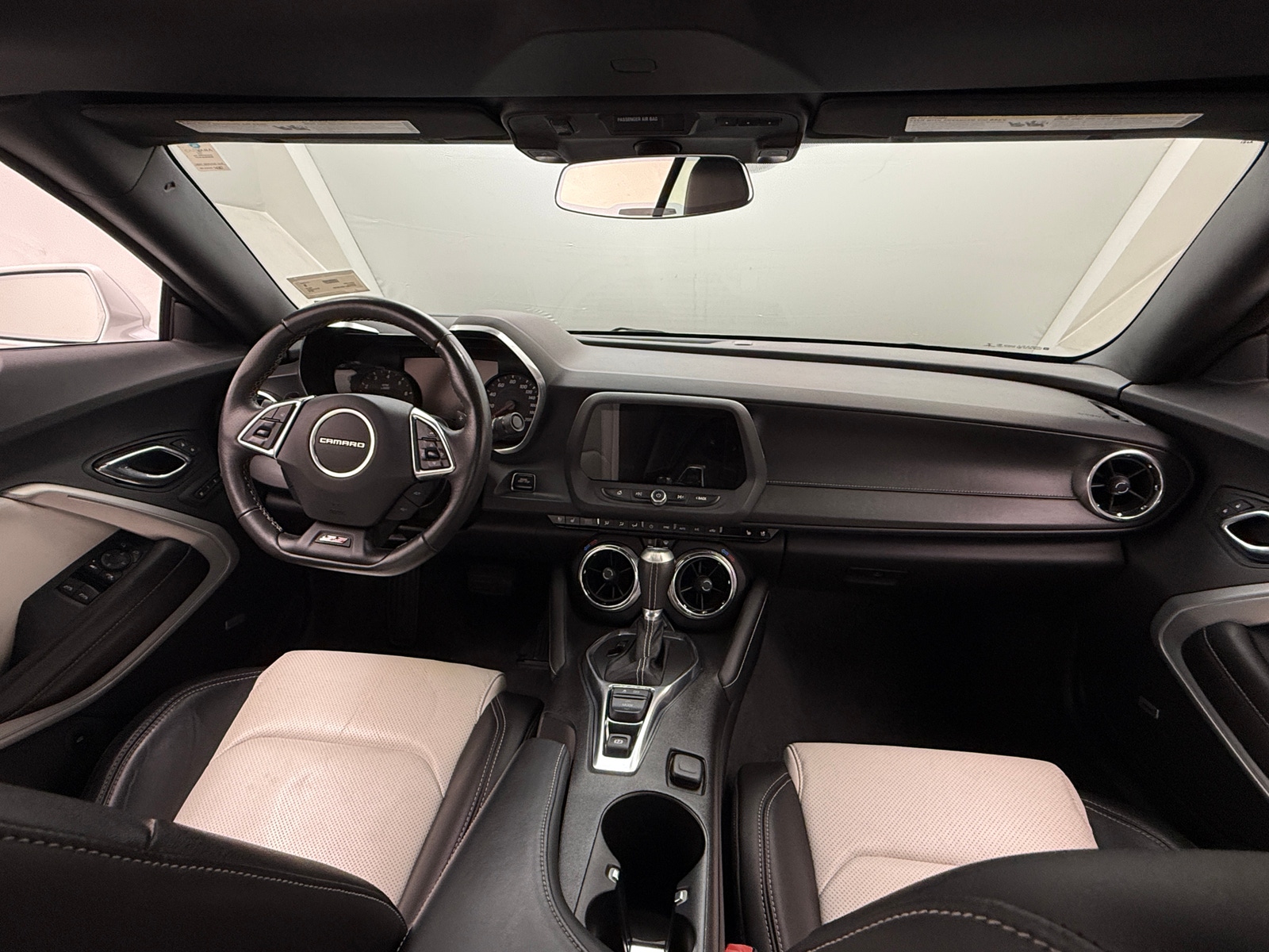 Thumbnail: 2016 Chevrolet Camaro - 3