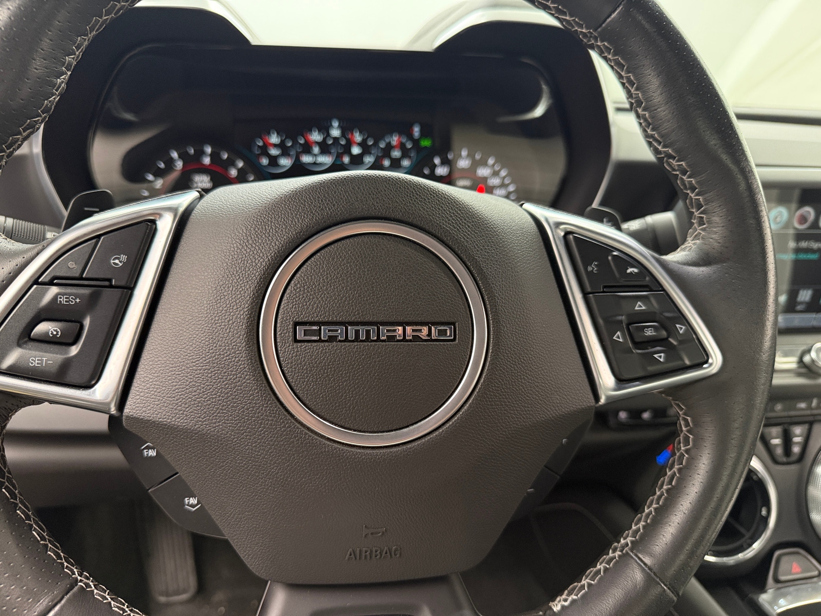 Thumbnail: 2016 Chevrolet Camaro - 5