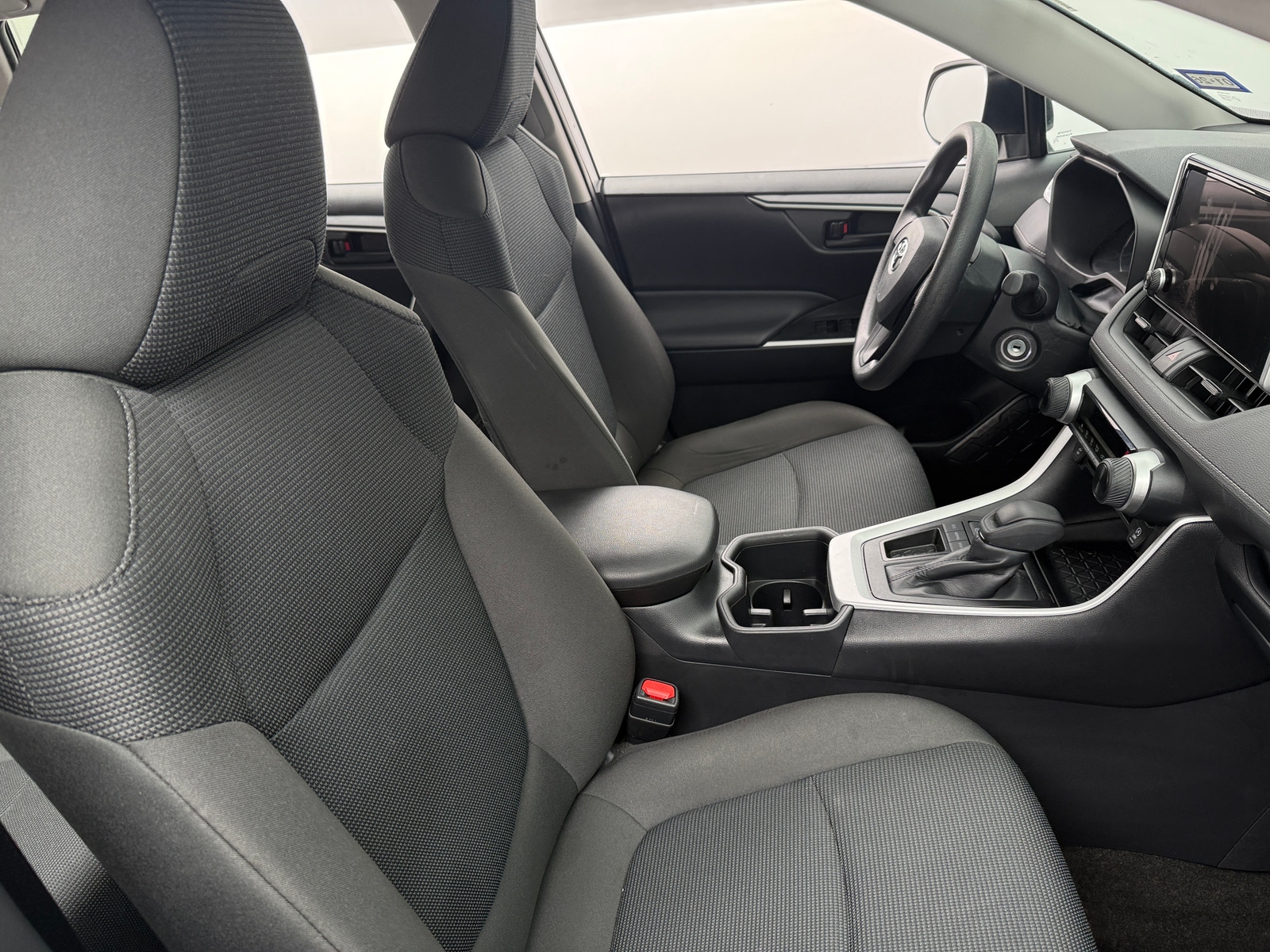 Thumbnail: 2025 Toyota RAV4 - 2